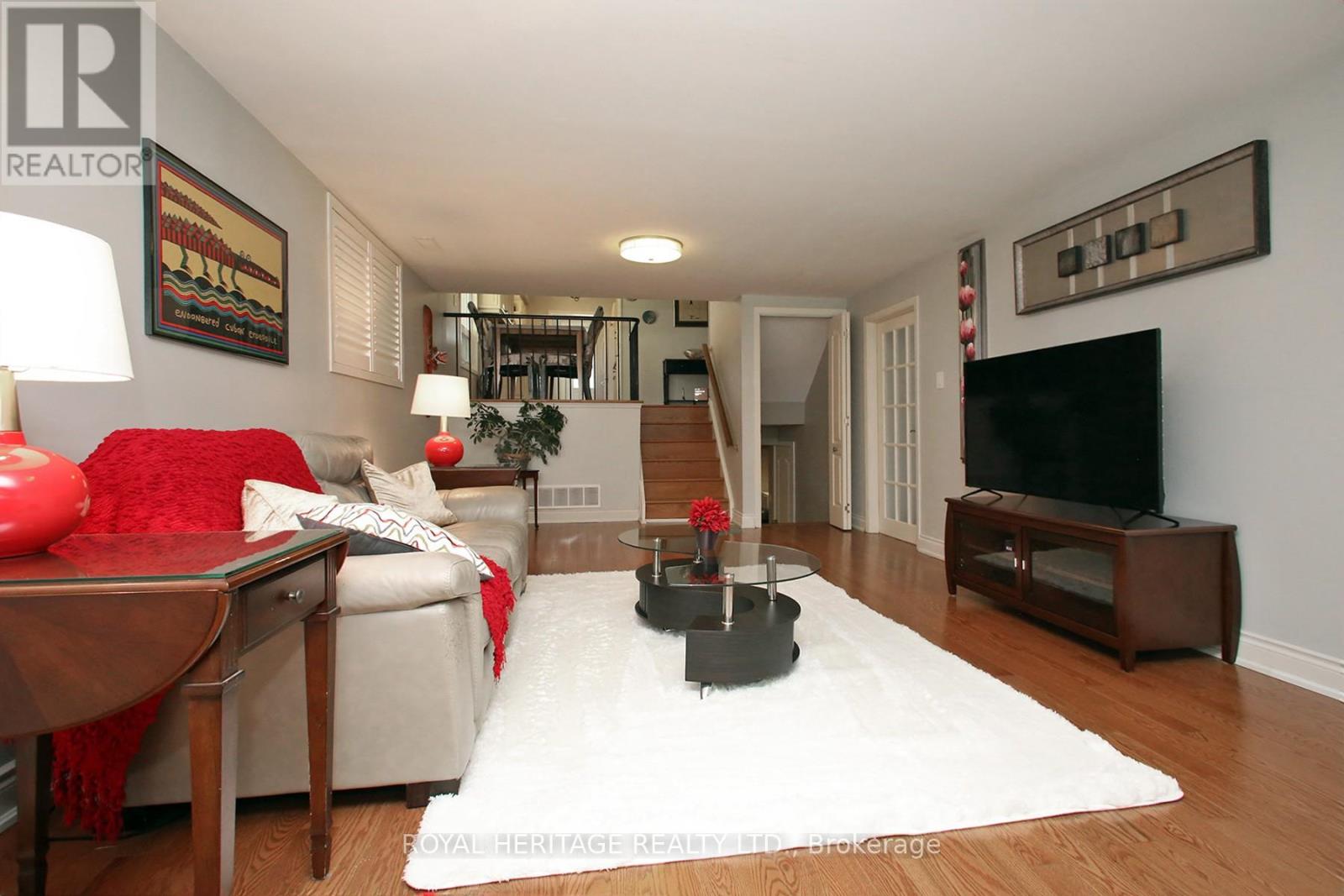 576 Rosebank Road, Pickering, Ontario  L1W 2N5 - Photo 15 - E12299358