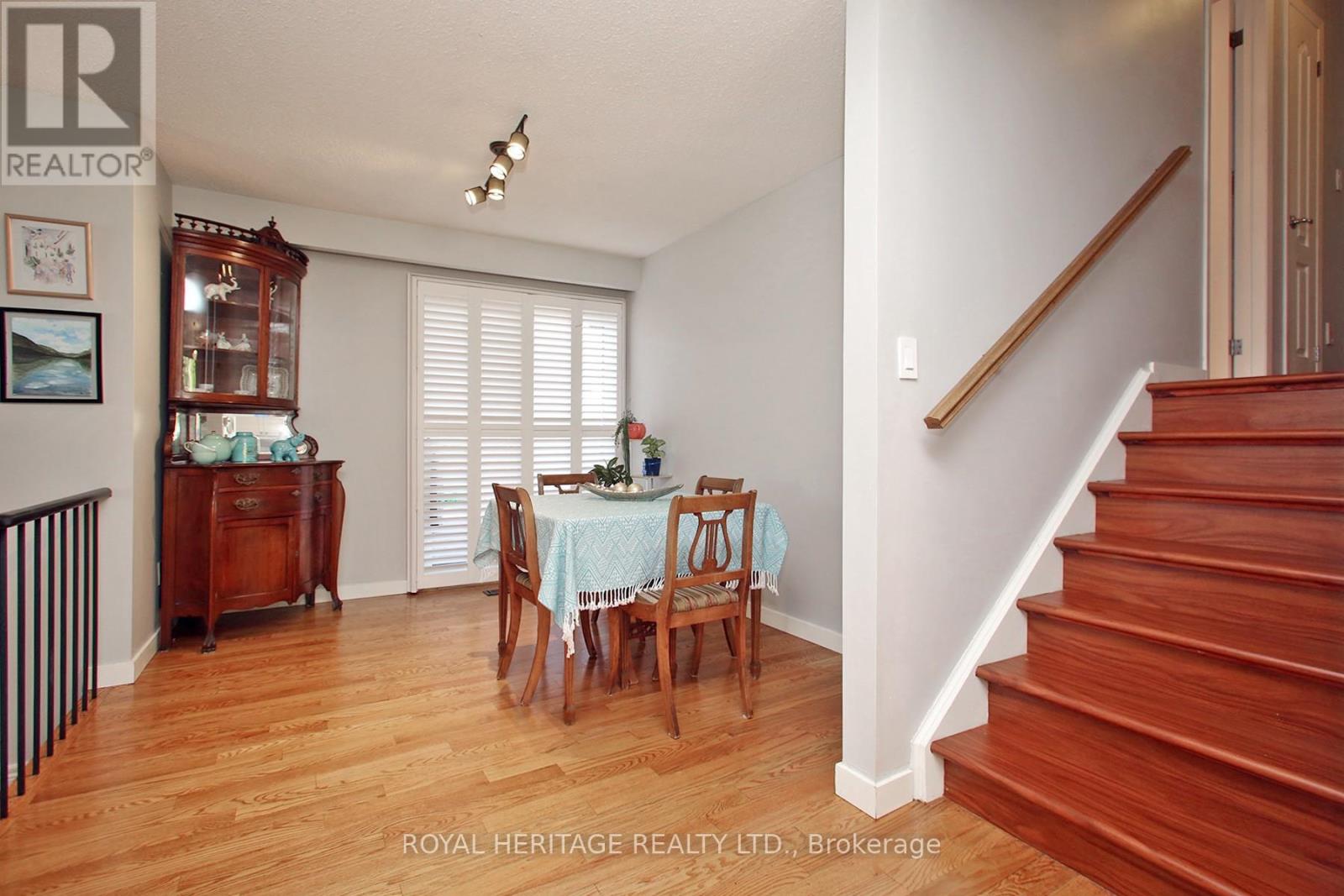 576 Rosebank Road, Pickering, Ontario  L1W 2N5 - Photo 7 - E12299358