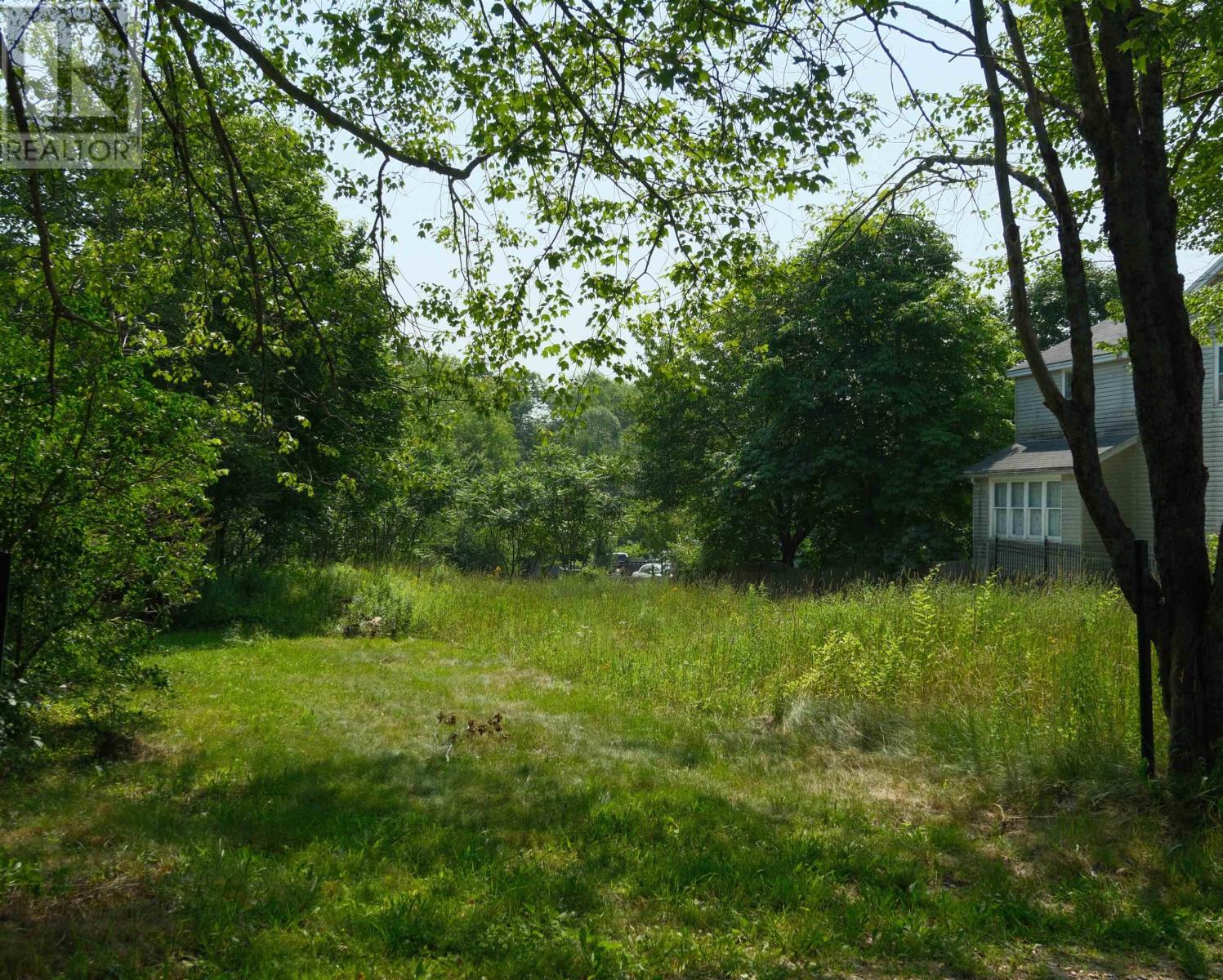 46 Community Centre Lane, Windsor Junction, Nova Scotia  B2T 1W6 - Photo 4 - 202518000
