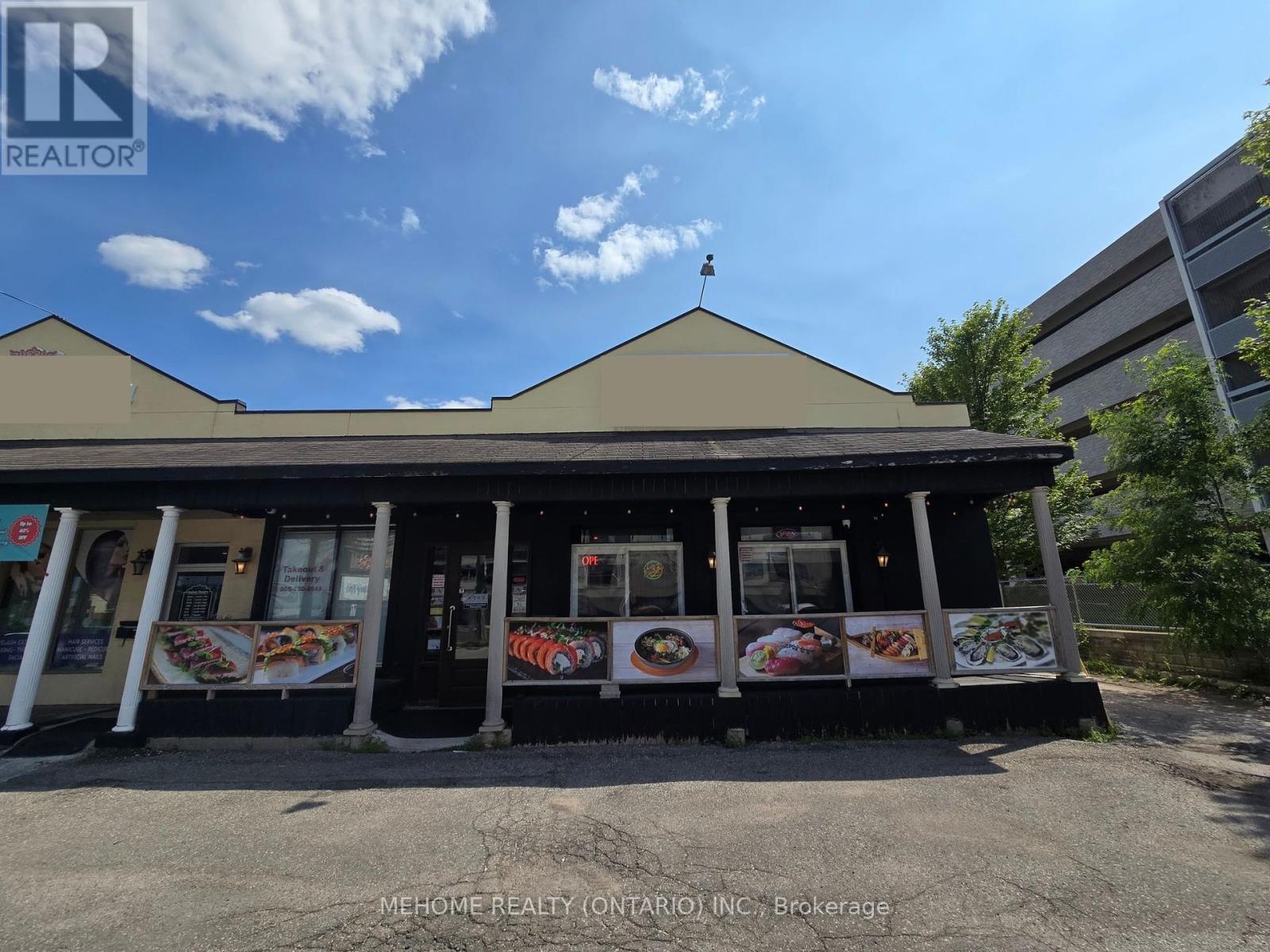 155 WELLINGTON STREET E, Aurora, Ontario