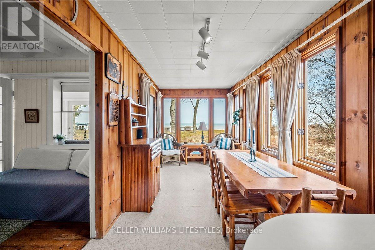 6626 East Parkway Drive, Lambton Shores, Ontario  N0N 1J3 - Photo 10 - X12299424