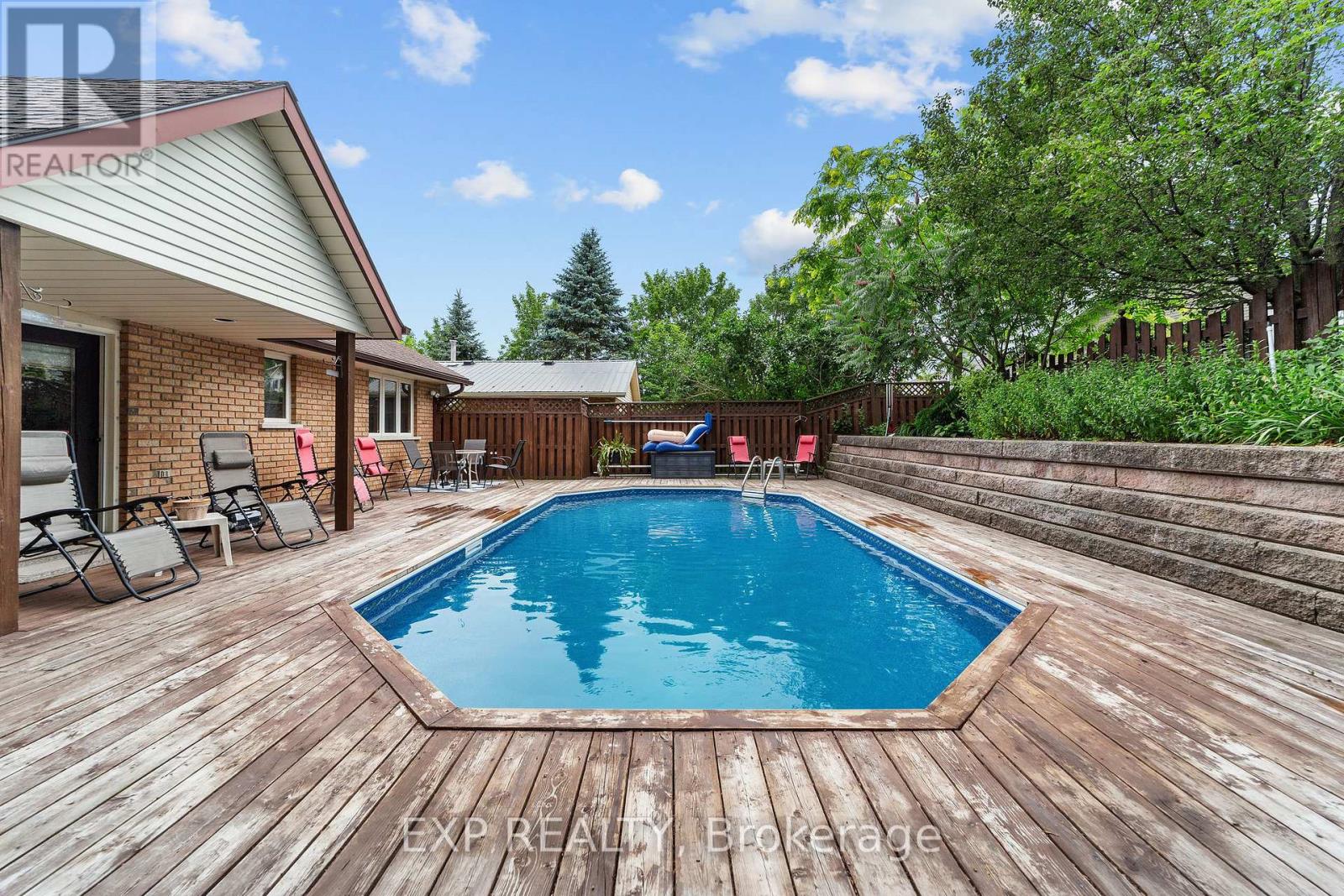 541 Chieftain Street, Woodstock, Ontario  N4T 1C8 - Photo 33 - X12299550