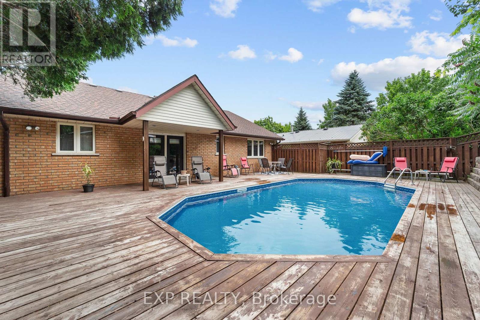 541 Chieftain Street, Woodstock, Ontario  N4T 1C8 - Photo 37 - X12299550