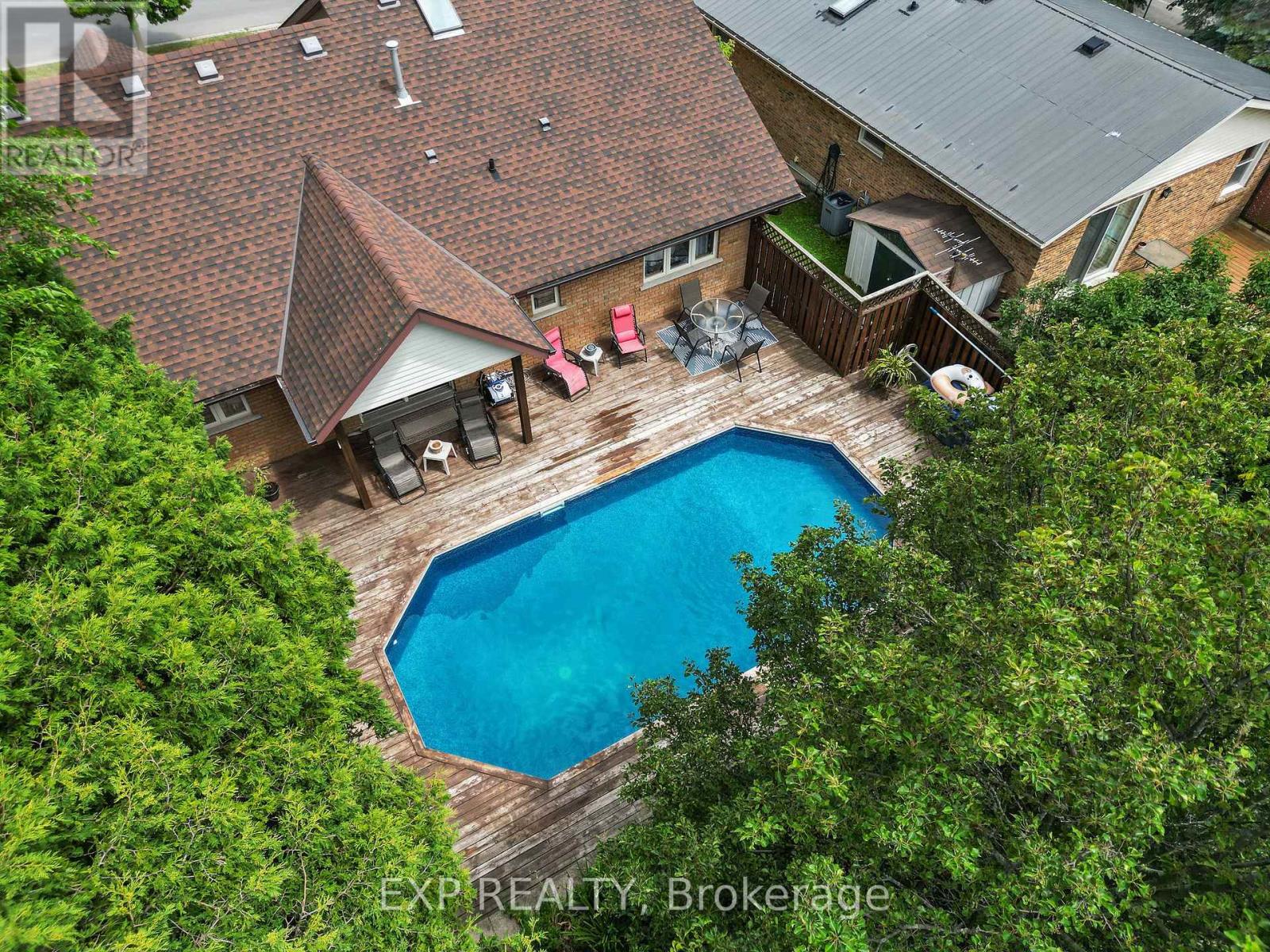 541 Chieftain Street, Woodstock, Ontario  N4T 1C8 - Photo 38 - X12299550