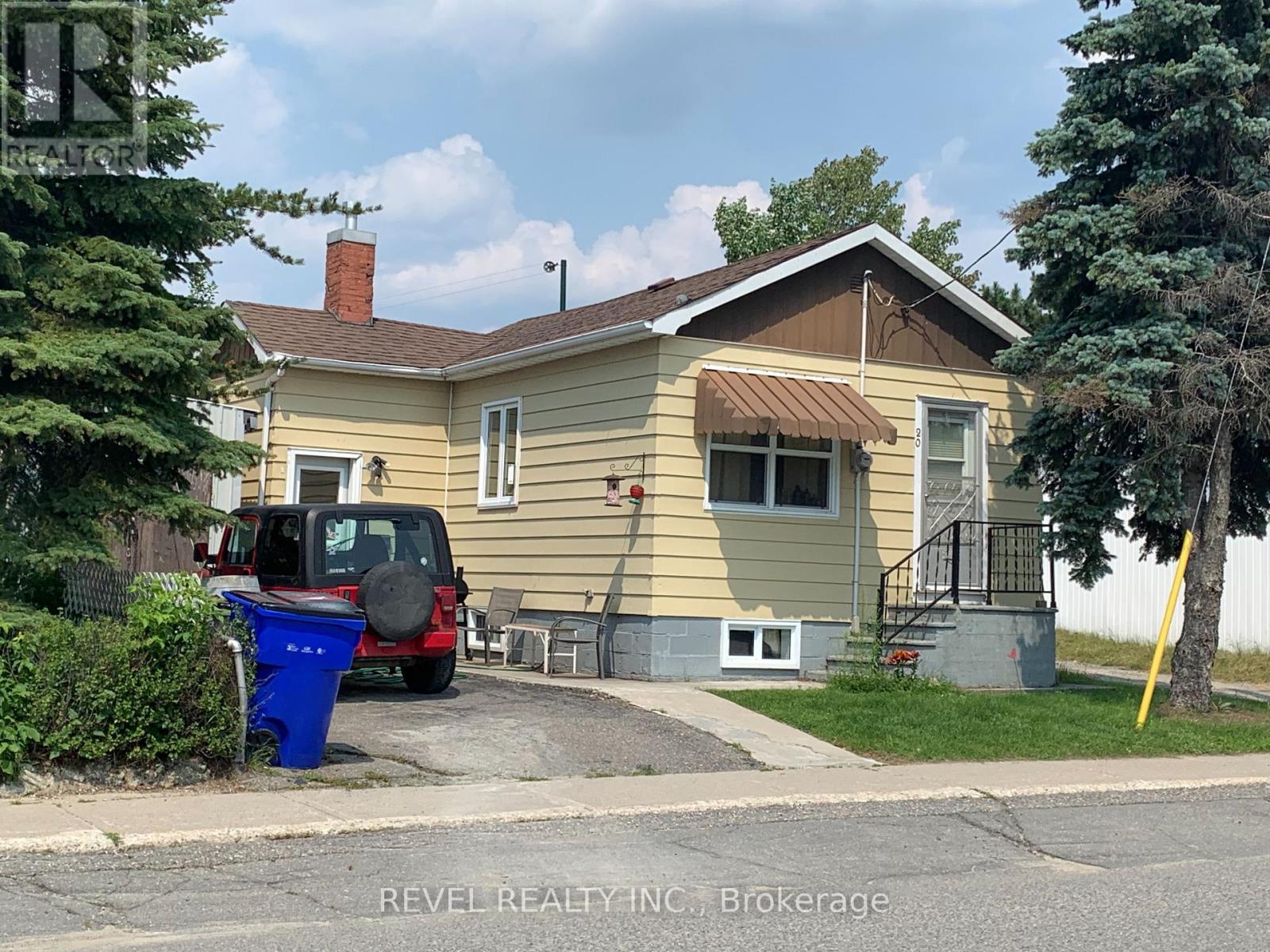 Property at 20 KIMBERLEY AVENUE image 1