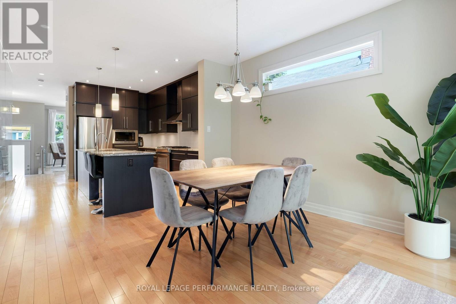 A - 239 Fairmont Avenue, Ottawa, Ontario  K1Y 1X8 - Photo 11 - X12299472