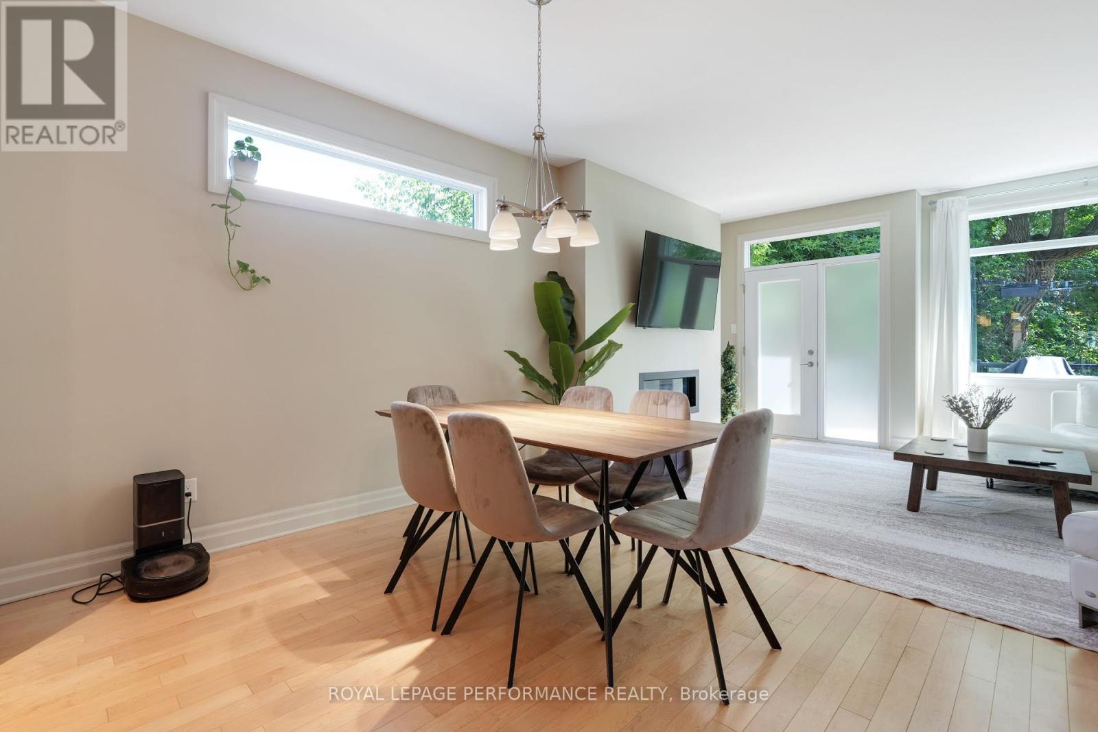 A - 239 Fairmont Avenue, Ottawa, Ontario  K1Y 1X8 - Photo 12 - X12299472