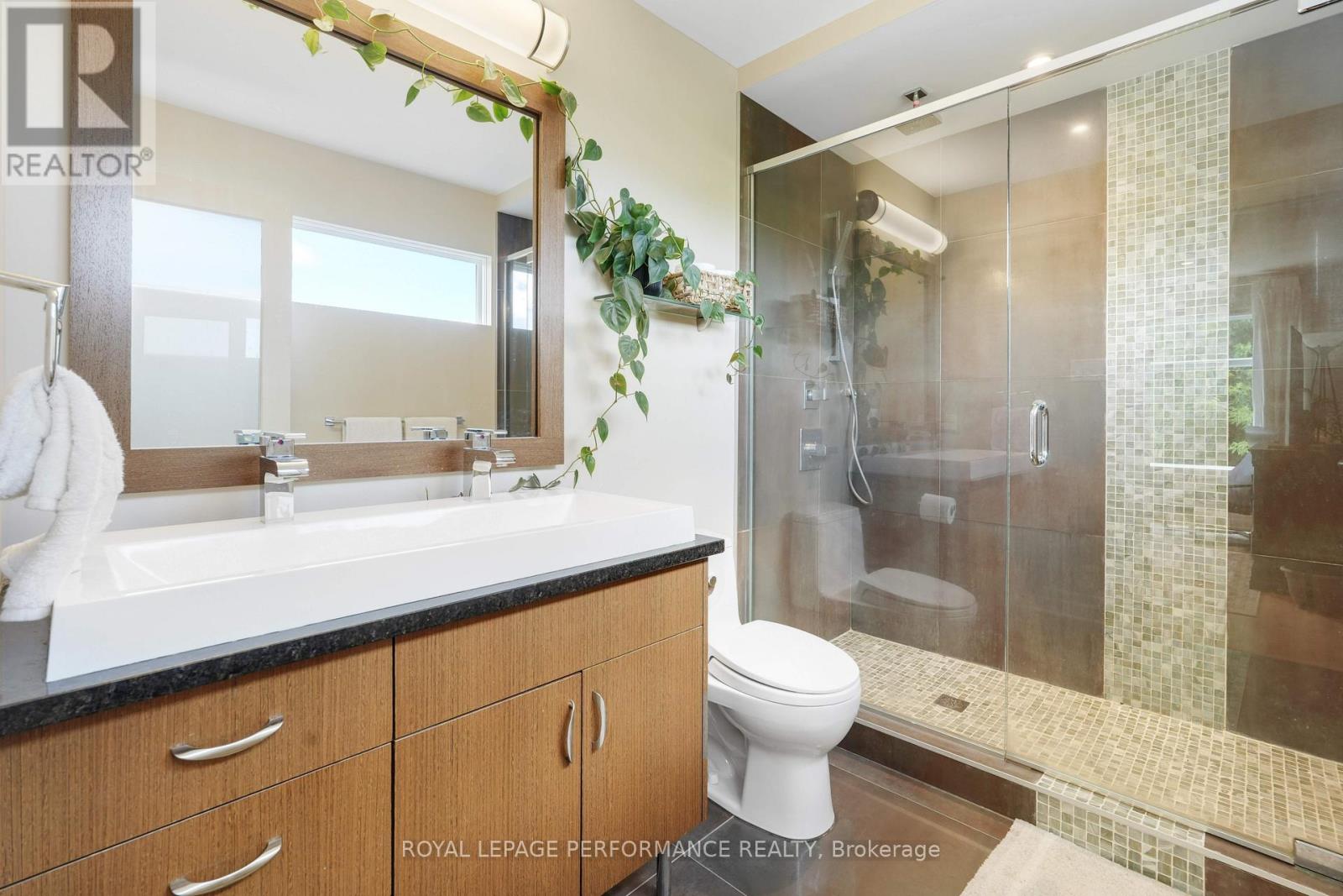 A - 239 Fairmont Avenue, Ottawa, Ontario  K1Y 1X8 - Photo 21 - X12299472