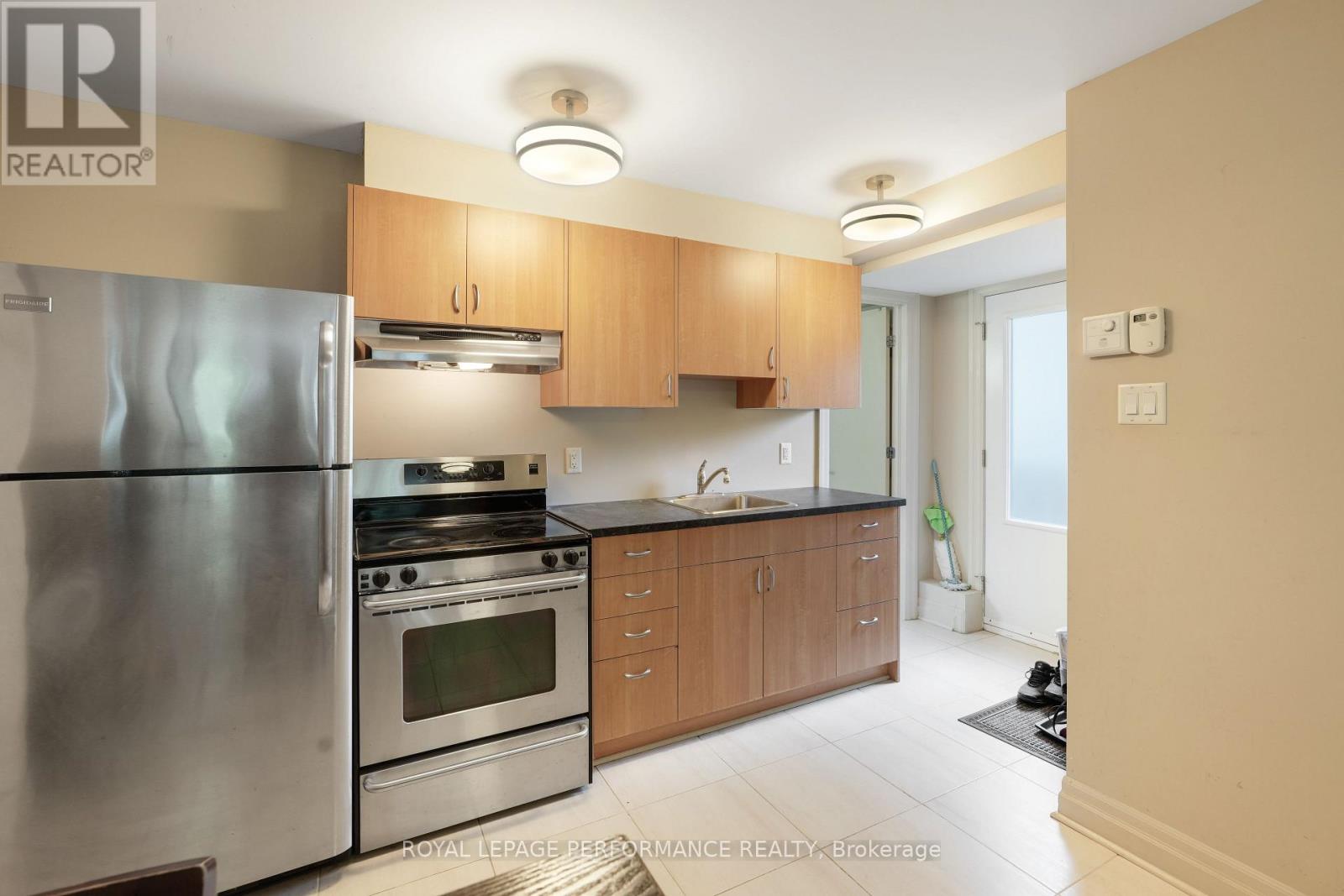 A - 239 Fairmont Avenue, Ottawa, Ontario  K1Y 1X8 - Photo 26 - X12299472