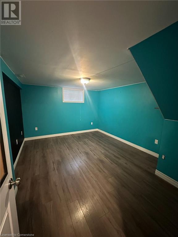 198 East 15th Street, Hamilton, Ontario  L9A 4G2 - Photo 5 - 40753544