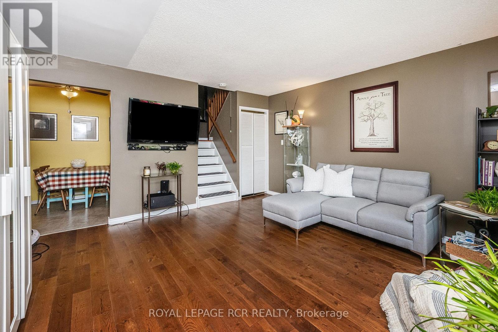 106 - 90 Lawrence Avenue, Orangeville, Ontario  L9W 4J6 - Photo 6 - W12299352
