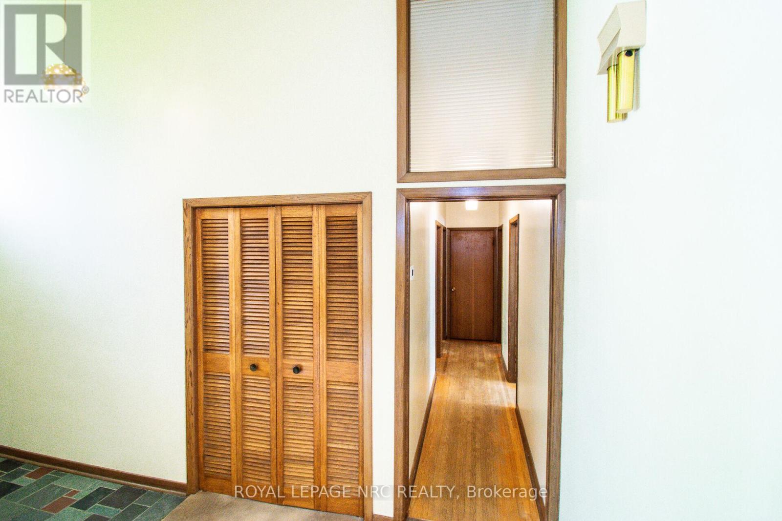 128 Woodside Drive, St. Catharines, Ontario  L2T 1X2 - Photo 22 - X12299495