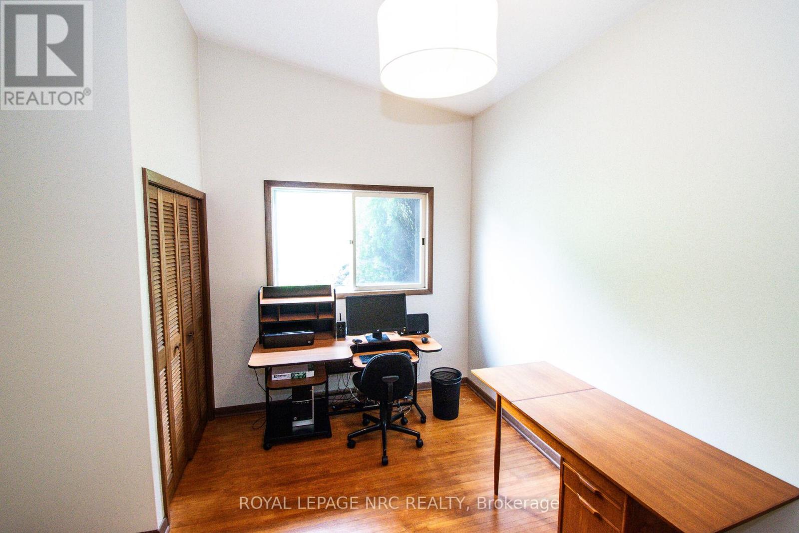 128 Woodside Drive, St. Catharines, Ontario  L2T 1X2 - Photo 32 - X12299495