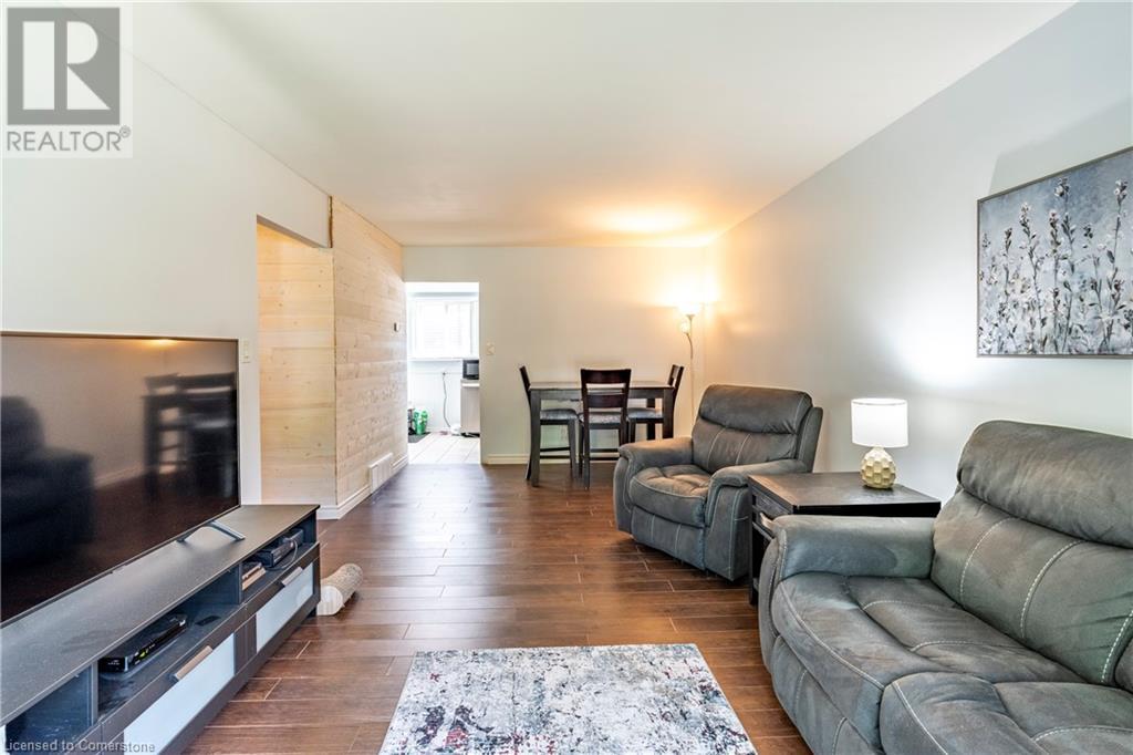 Property at 4 TAMARACK Court image 3