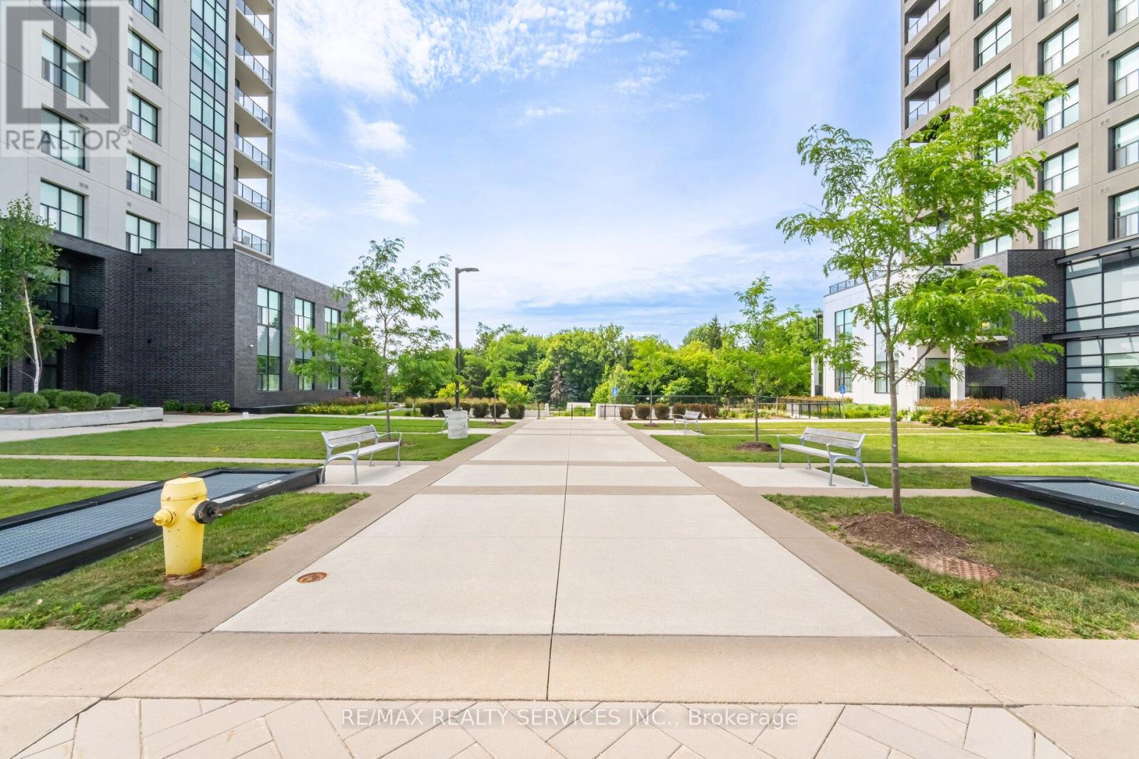 Property at 605 - 1180 GORDON STREET image 2
