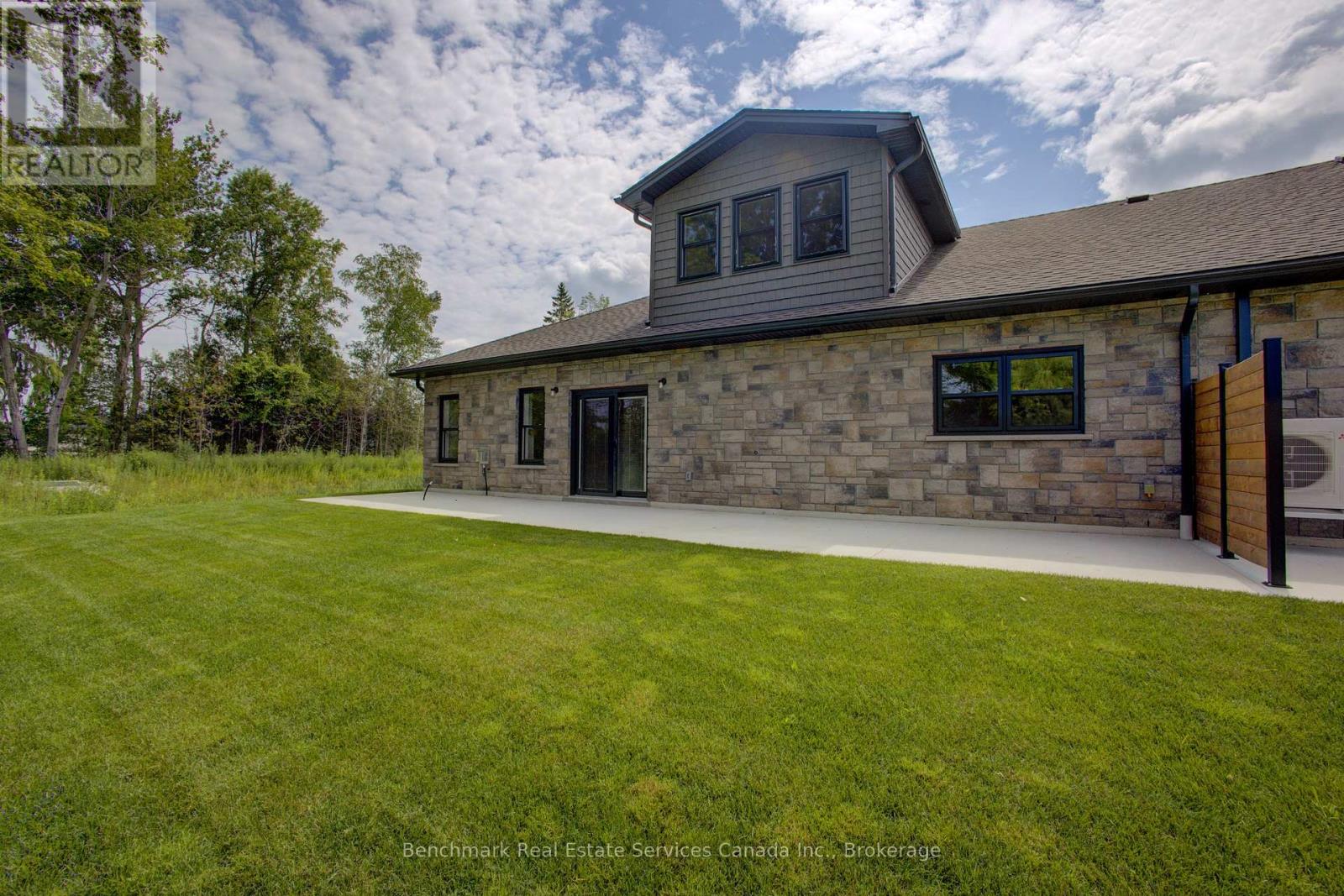 56 - 1182 Queen Street, Kincardine, Ontario  N2Z 1G4 - Photo 38 - X12299477