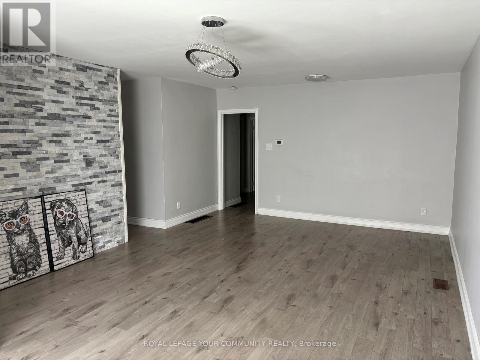 Property at 211 AXMINSTER DRIVE image 3