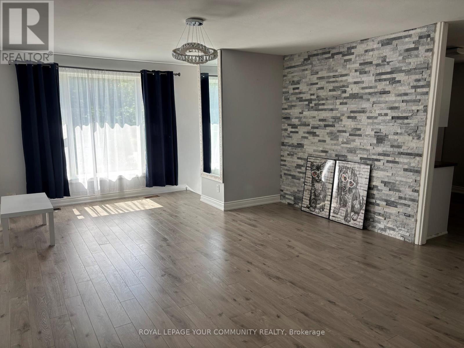 Property at 211 AXMINSTER DRIVE image 4