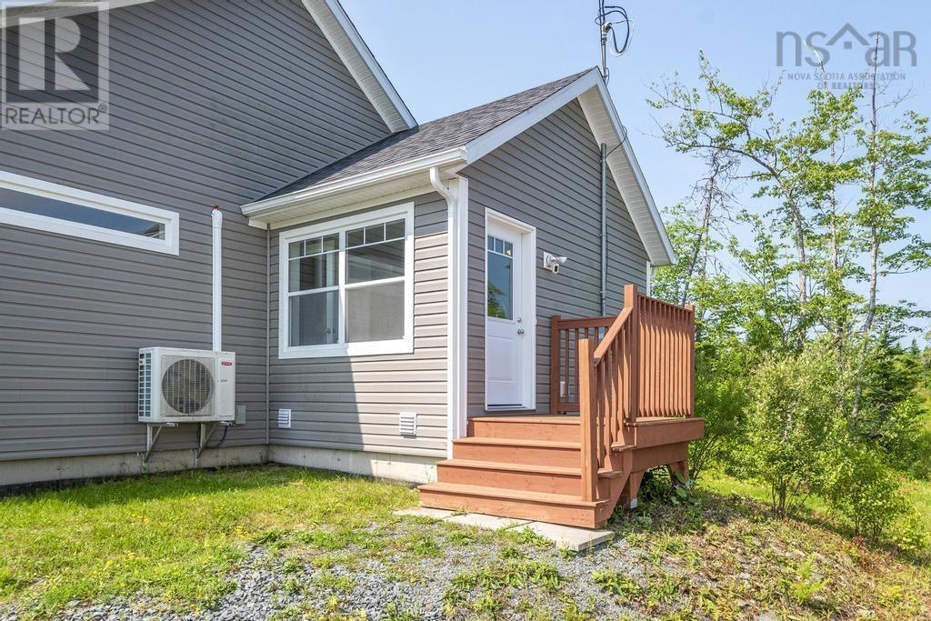 Property at 210 Keltic Drive image 4