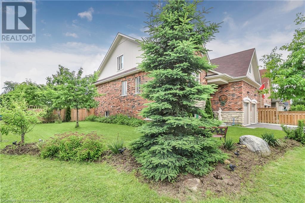 Property at 48 ALLEGRA Drive image 3