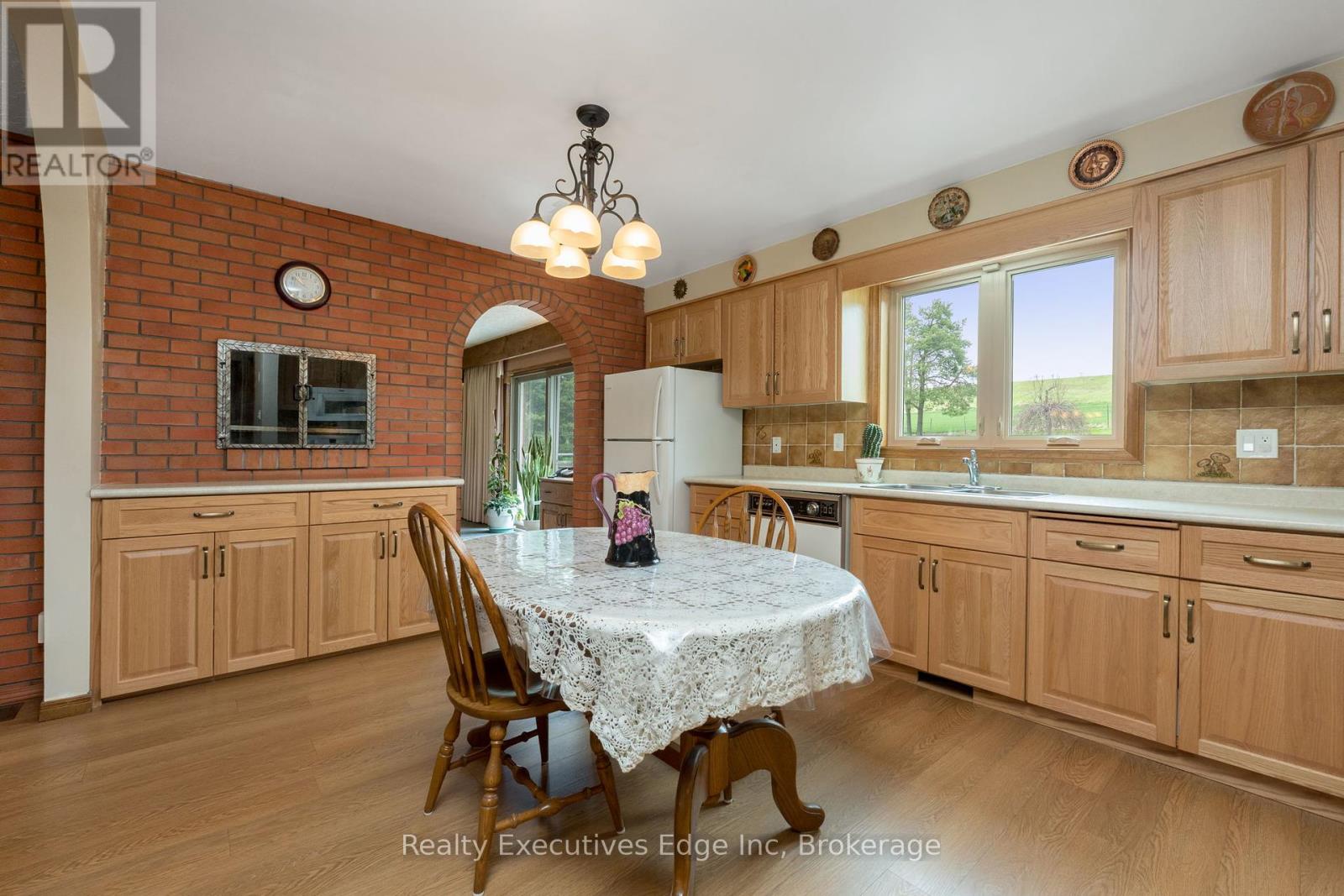 5601 Fifth Line, Guelph/eramosa, Ontario  N0B 2K0 - Photo 5 - X12276347