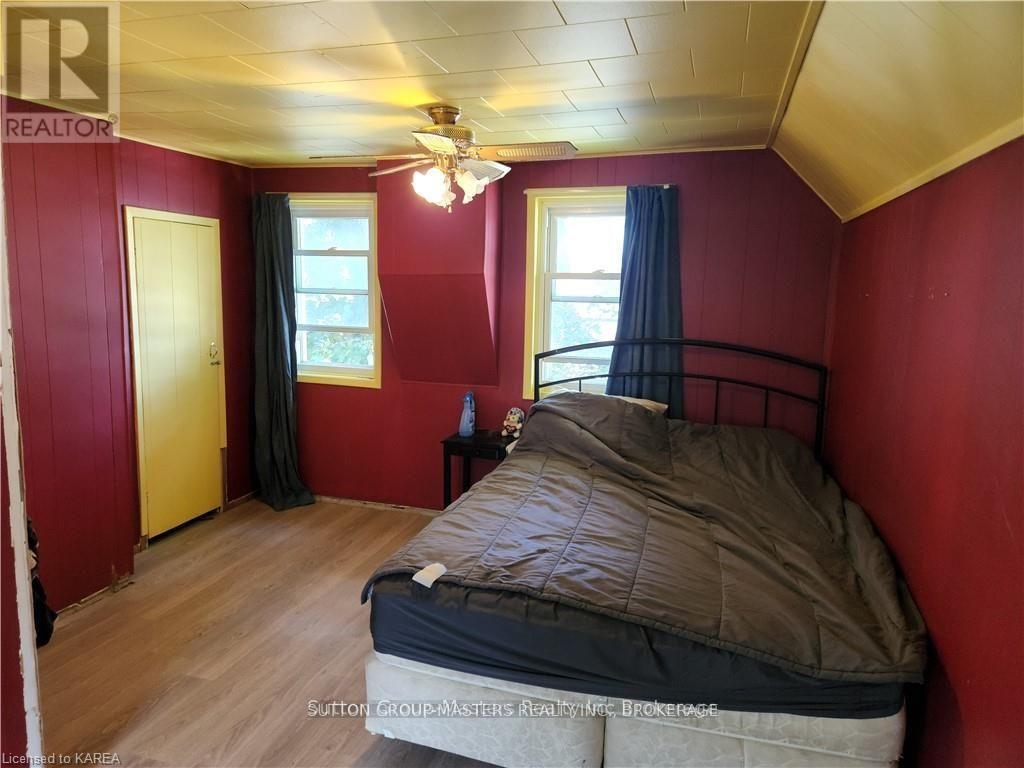 660 Stone Street N, Gananoque, Ontario  K7G 1Z3 - Photo 12 - X12299588