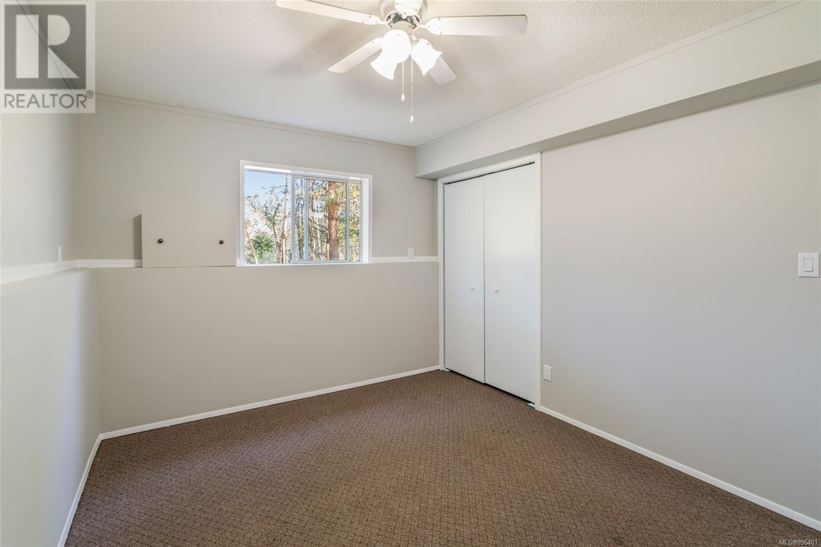 Property at 1121 Harewood Mines Rd image 4