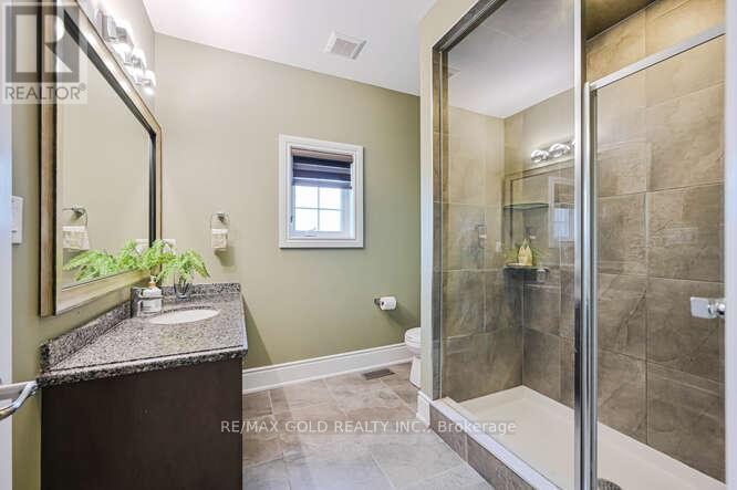 26 Adonis Close, Brampton, Ontario  L6P 4K4 - Photo 20 - W12298710