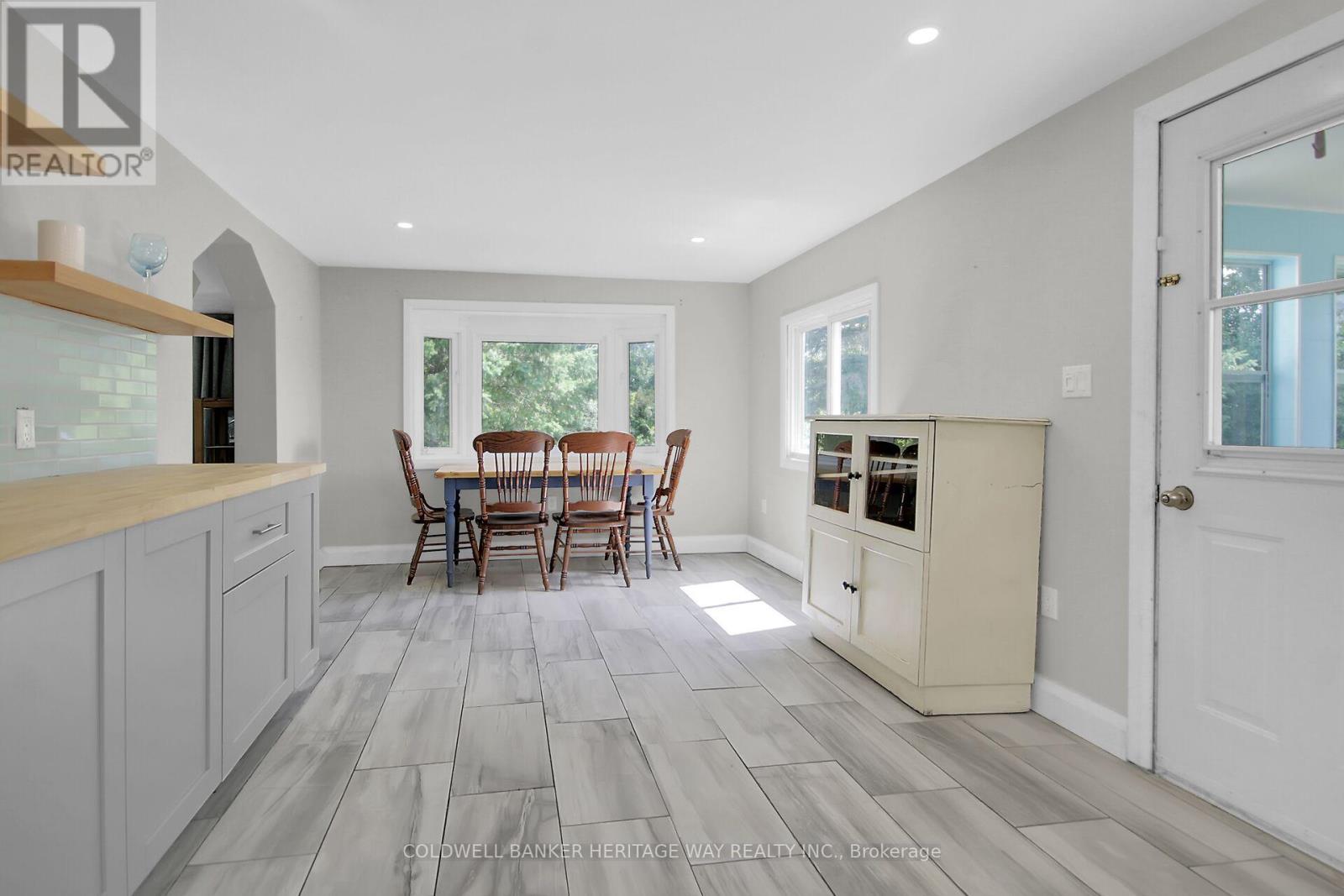 601 Weedmark Road, Montague, Ontario K7A 4S6 - Photo 11 - X12299604