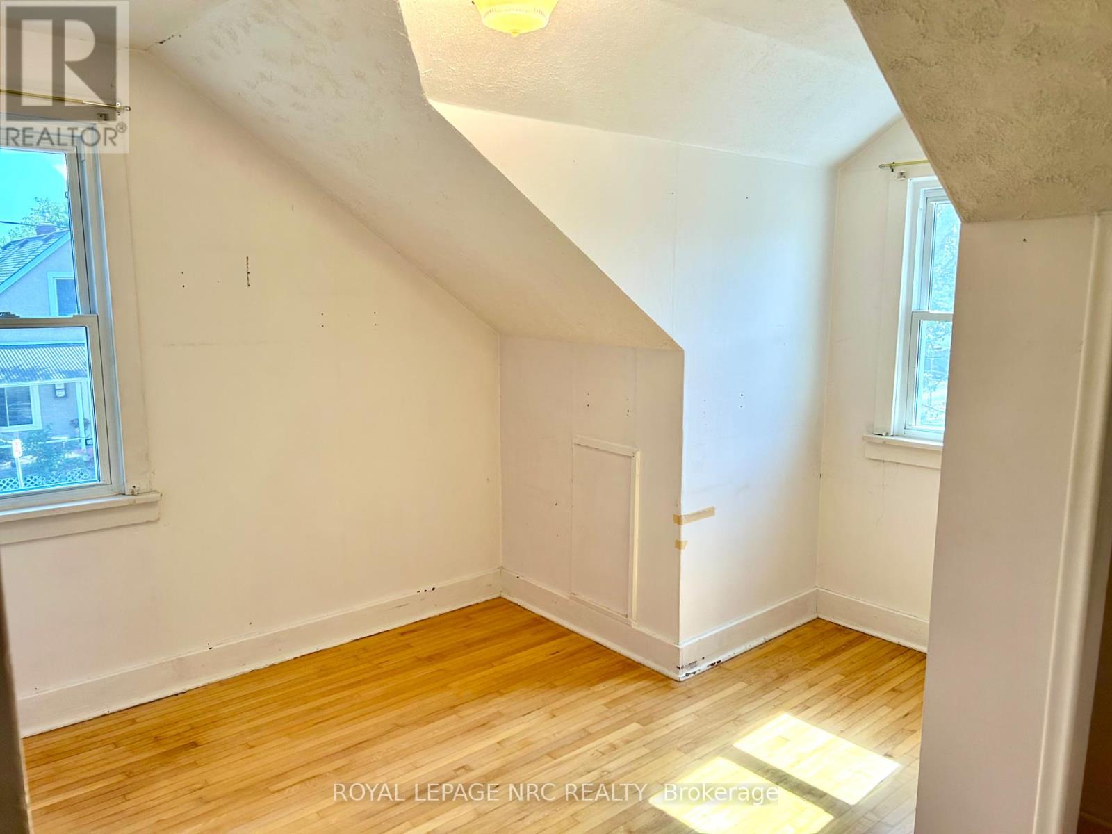 33 Merigold Street, St. Catharines (Western Hill), Ontario  L2S 2N4 - Photo 20 - X12299582