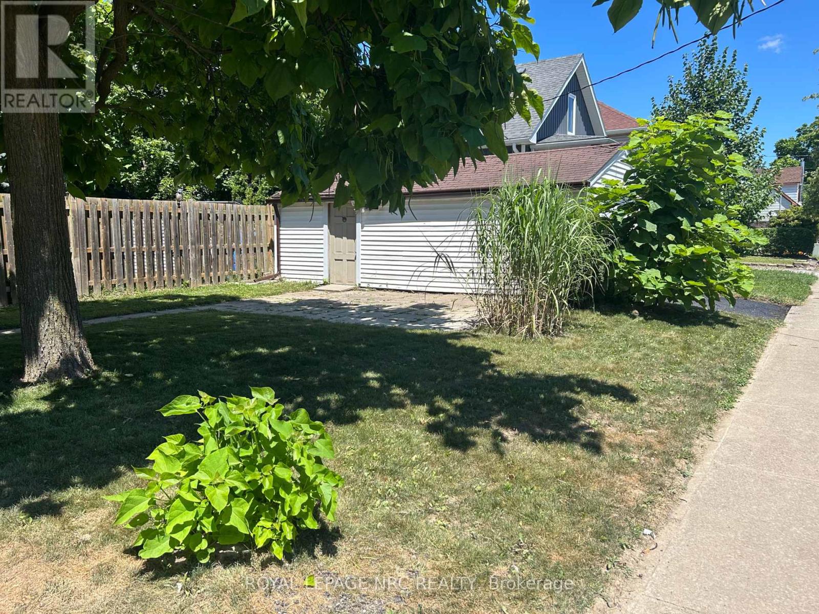33 Merigold Street, St. Catharines, Ontario  L2S 2N4 - Photo 6 - X12299582