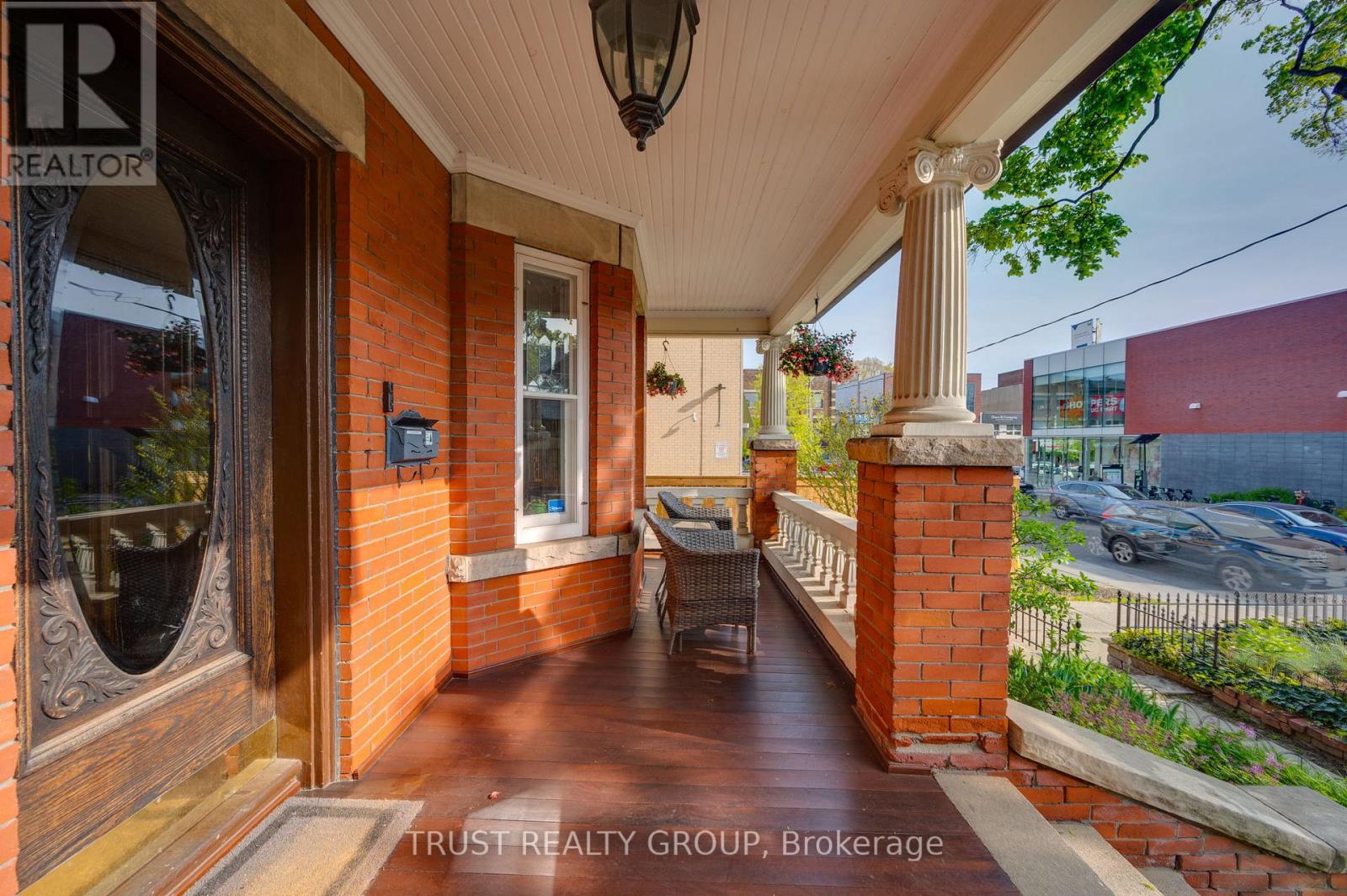 Property at 5 ELLERBECK STREET image 2