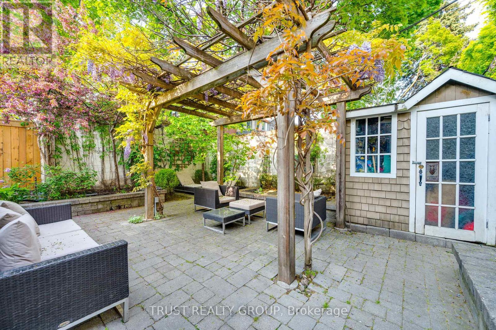 5 Ellerbeck Street, Toronto, Ontario  M4K 2T6 - Photo 8 - E12299517