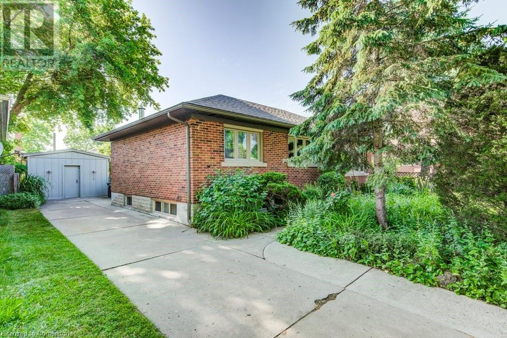 Property at 5 COTE Drive image 3
