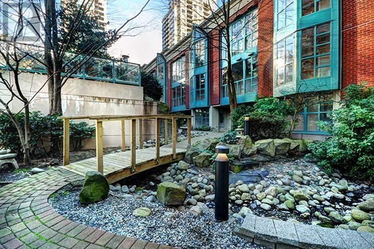 308 939 Homer Street, Vancouver, British Columbia  V6B 2W6 - Photo 2 - R3029399