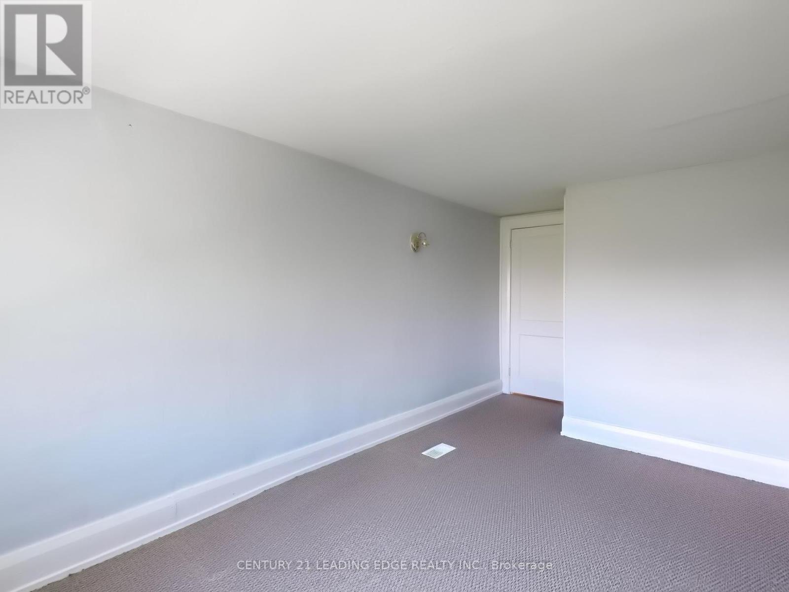 362 Victoria Road, Georgina, Ontario  L0E 1N0 - Photo 25 - N12299367