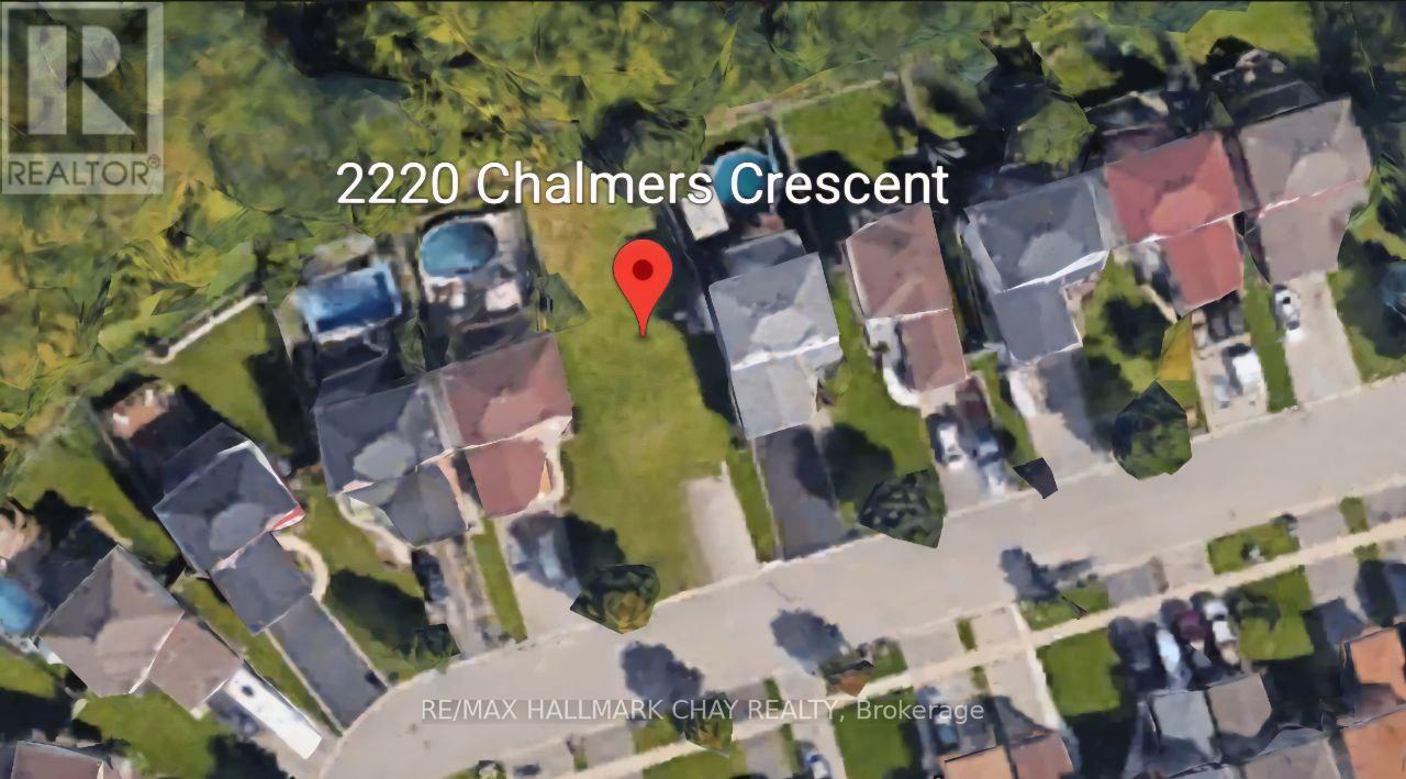 2220 Chalmers Crescent, Innisfil, Ontario  L9S 1Y6 - Photo 3 - N12299491