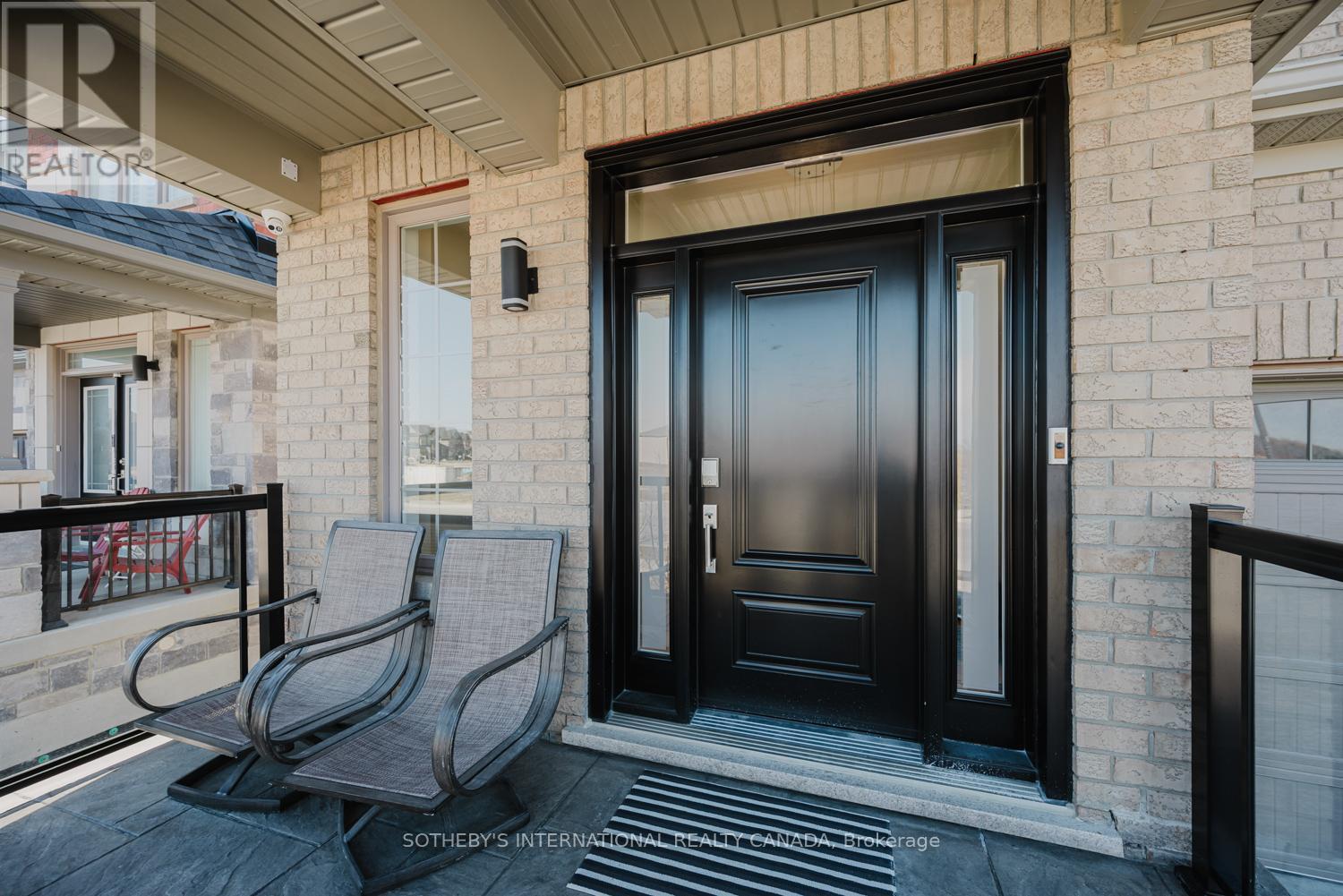 Property at 45 CRIMSON KING WAY image 4