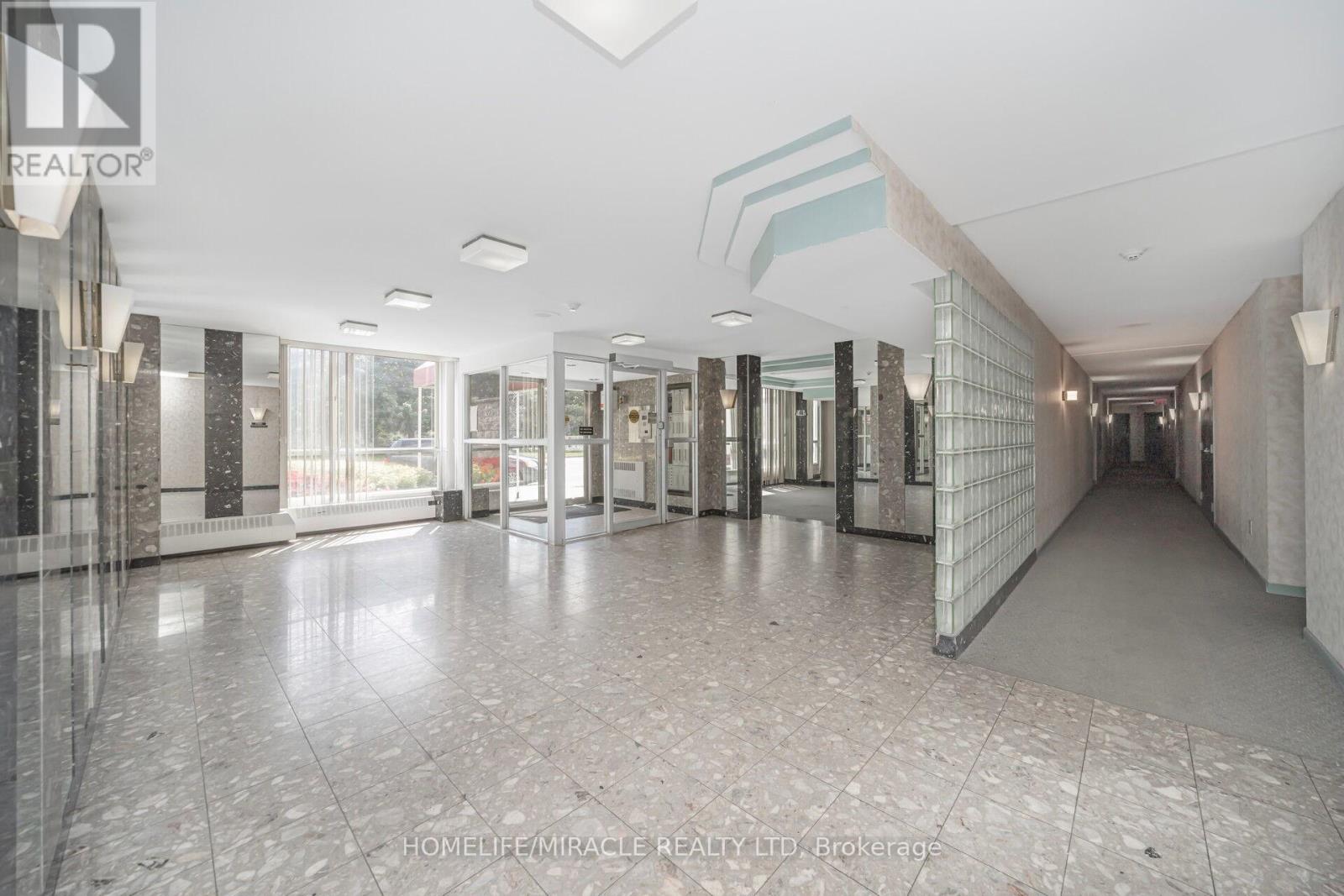 1204 - 3077 Weston Road, Toronto, Ontario  M9M 3A1 - Photo 6 - W12299486