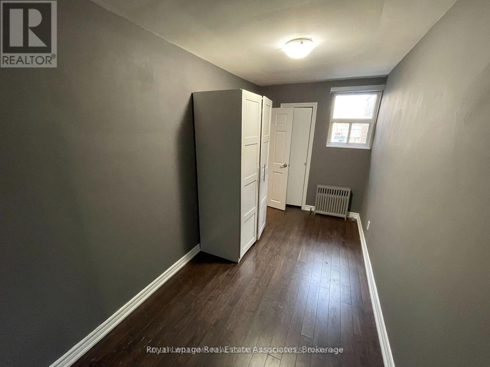 233 Lakeshore Road E, Mississauga, Ontario  L5G 1G8 - Photo 17 - W12299544