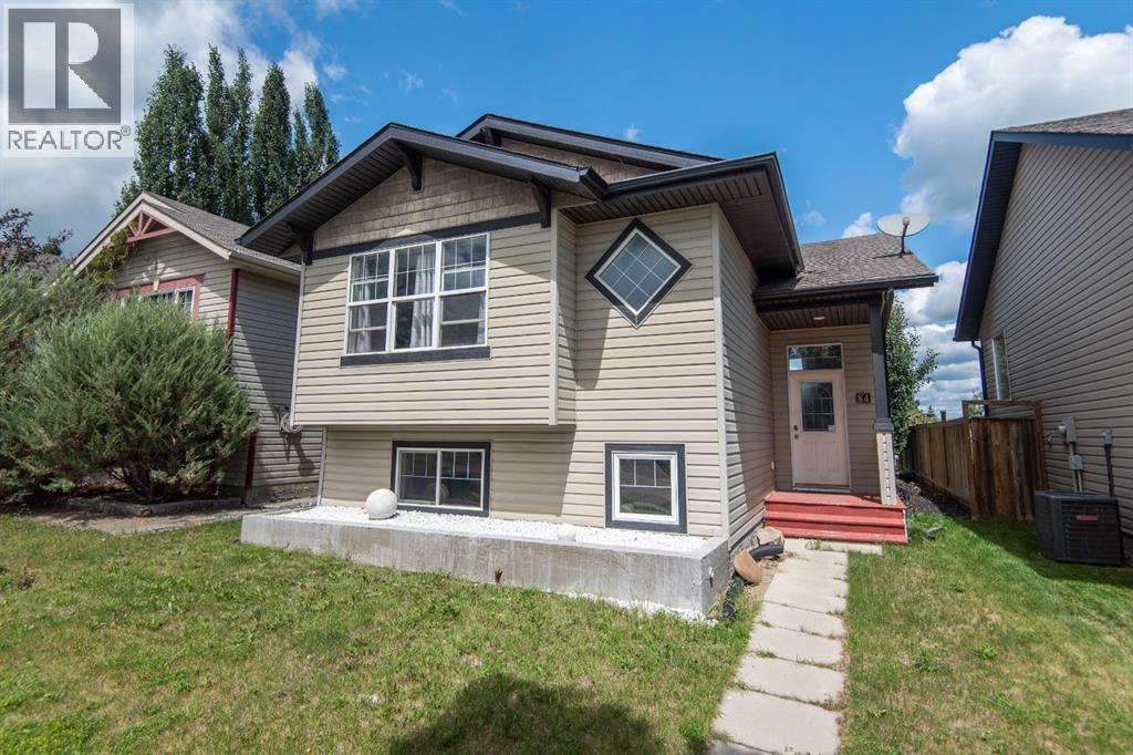 Property at 84 Wildrose Drive image 1