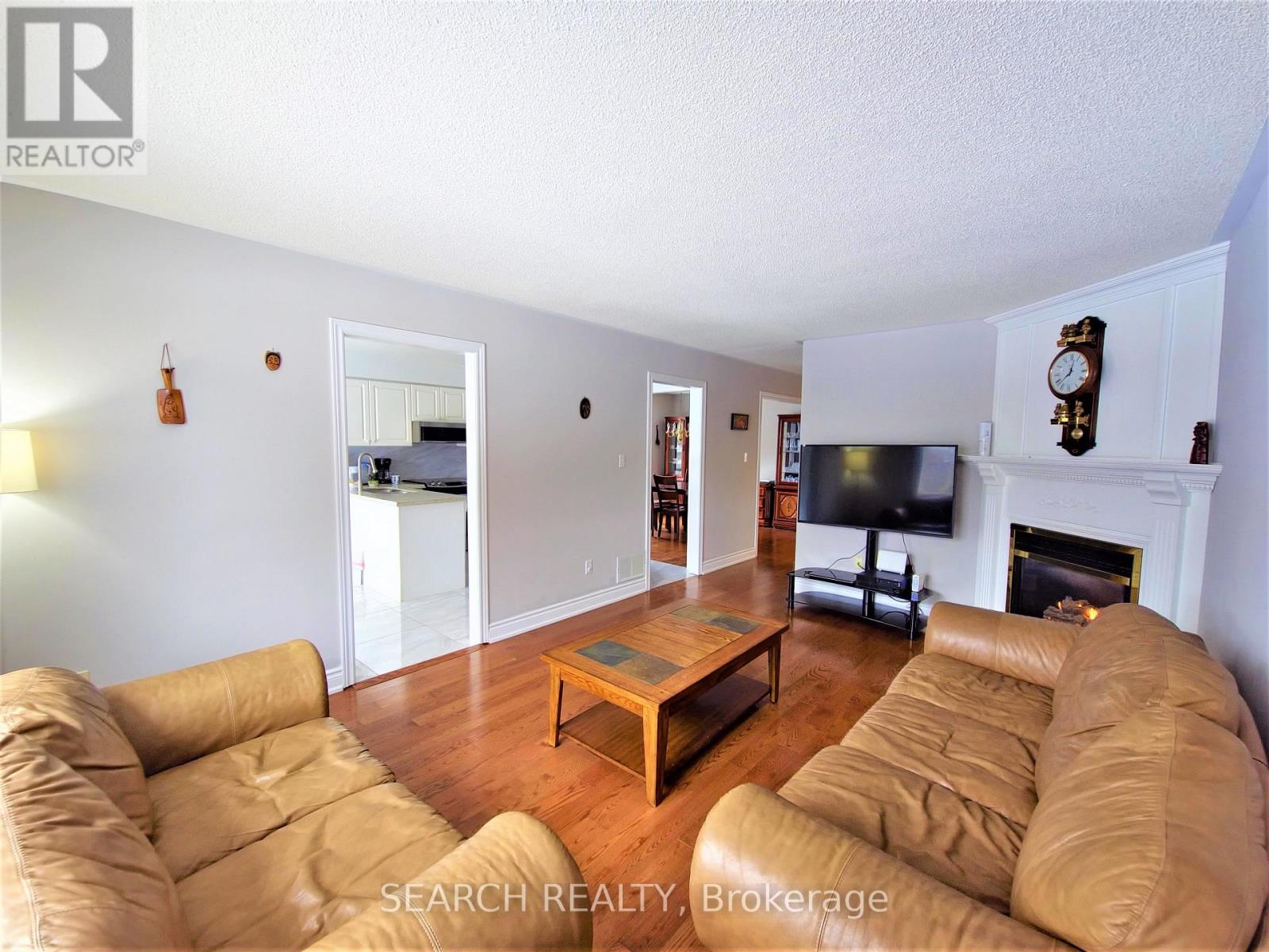 5 Langton Place, Kawartha Lakes, Ontario  K9V 6G9 - Photo 18 - X12297483