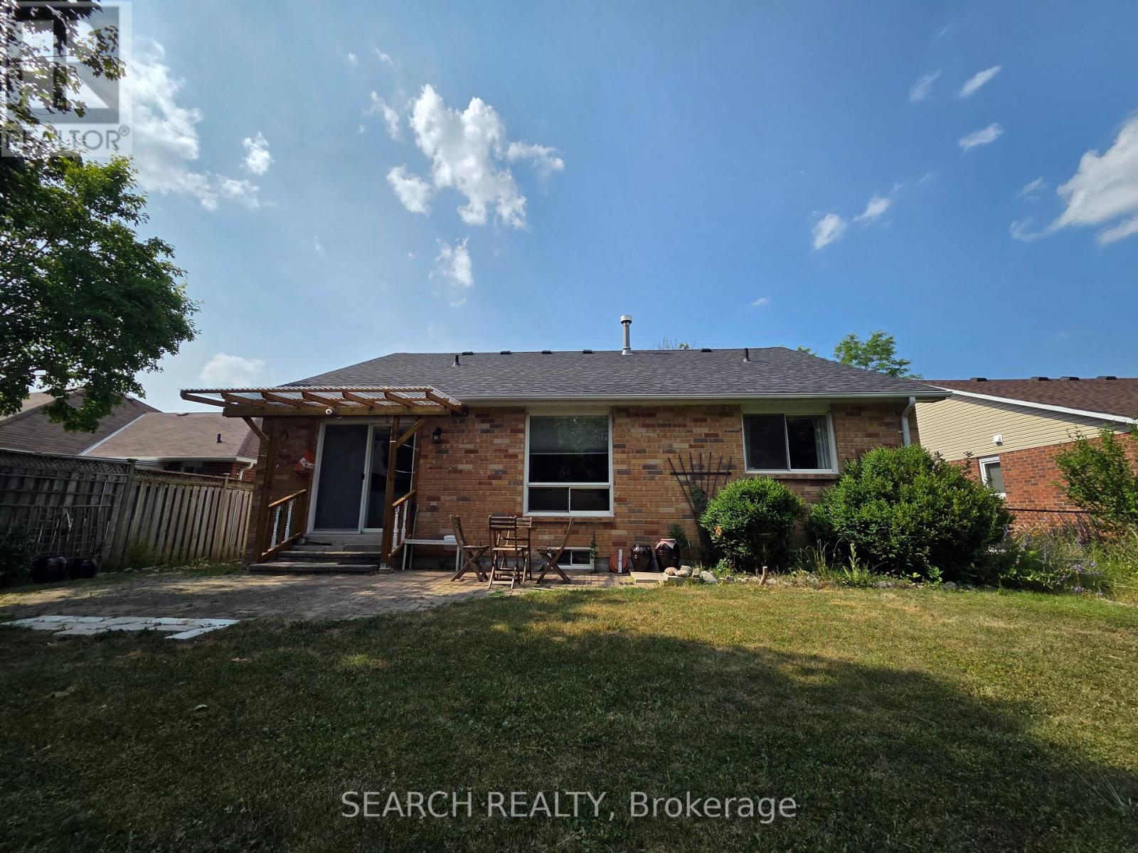 5 Langton Place, Kawartha Lakes, Ontario  K9V 6G9 - Photo 39 - X12297483