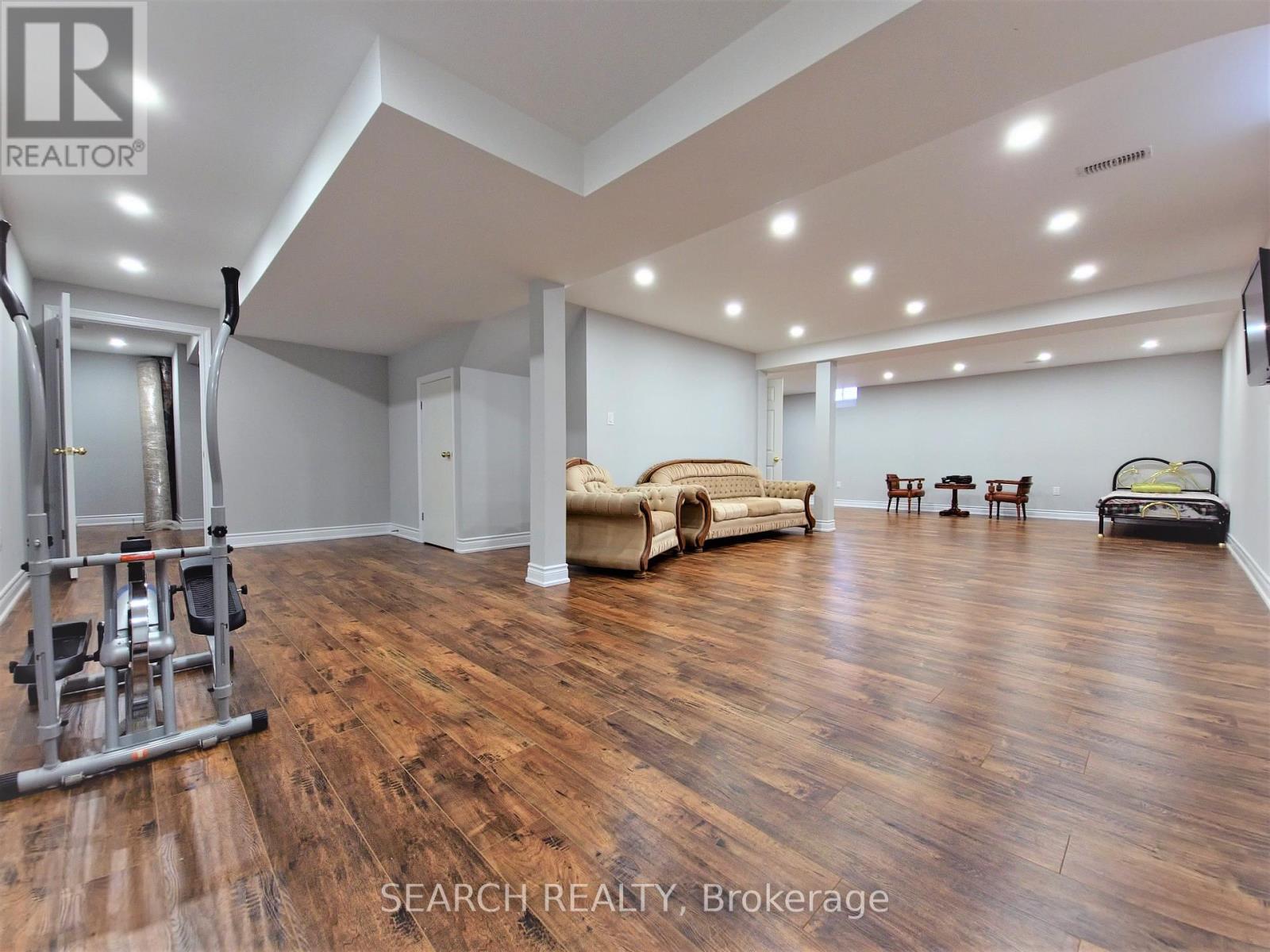 5 Langton Place, Kawartha Lakes, Ontario  K9V 6G9 - Photo 35 - X12297483