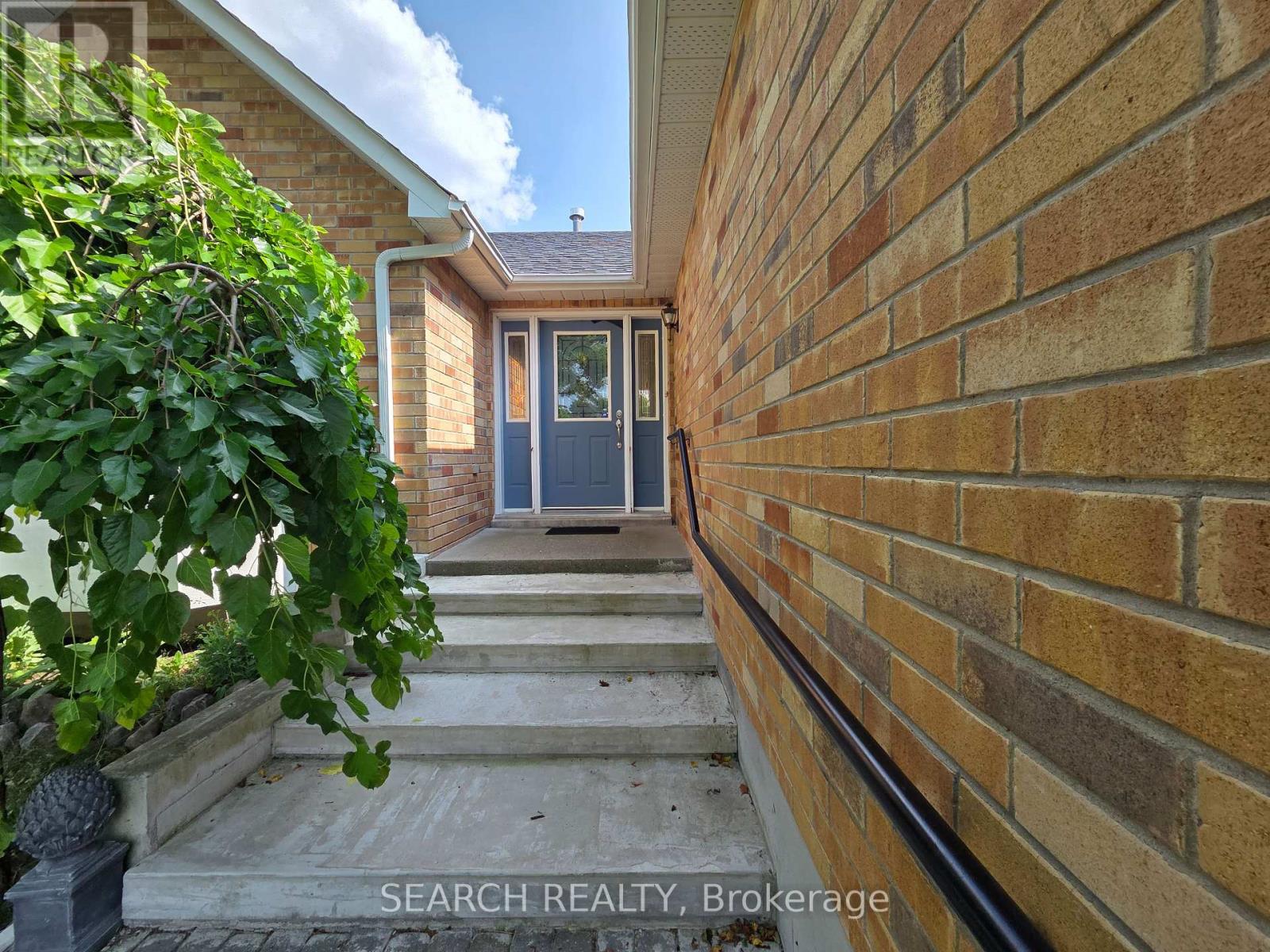 Property at 5 LANGTON PLACE image 4