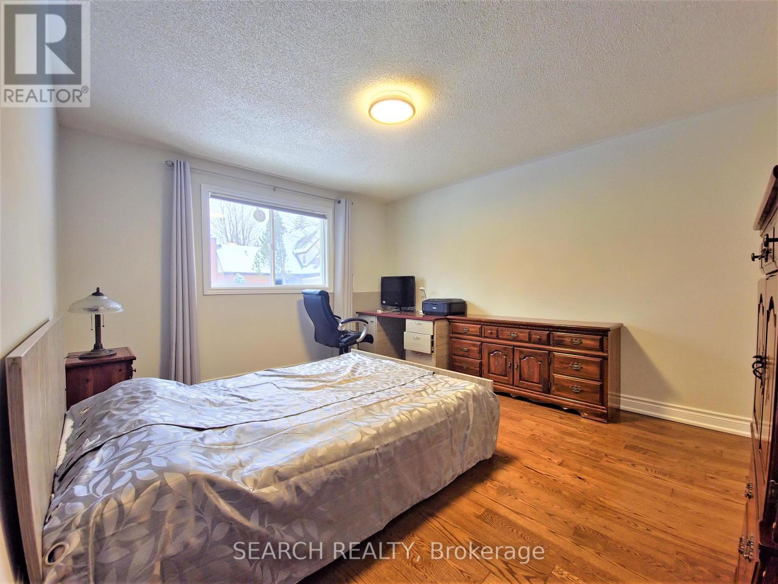 5 Langton Place, Kawartha Lakes, Ontario  K9V 6G9 - Photo 30 - X12297483