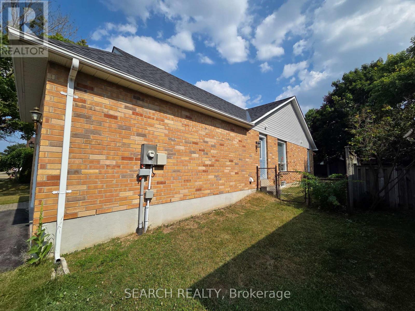 5 Langton Place, Kawartha Lakes, Ontario  K9V 6G9 - Photo 37 - X12297483