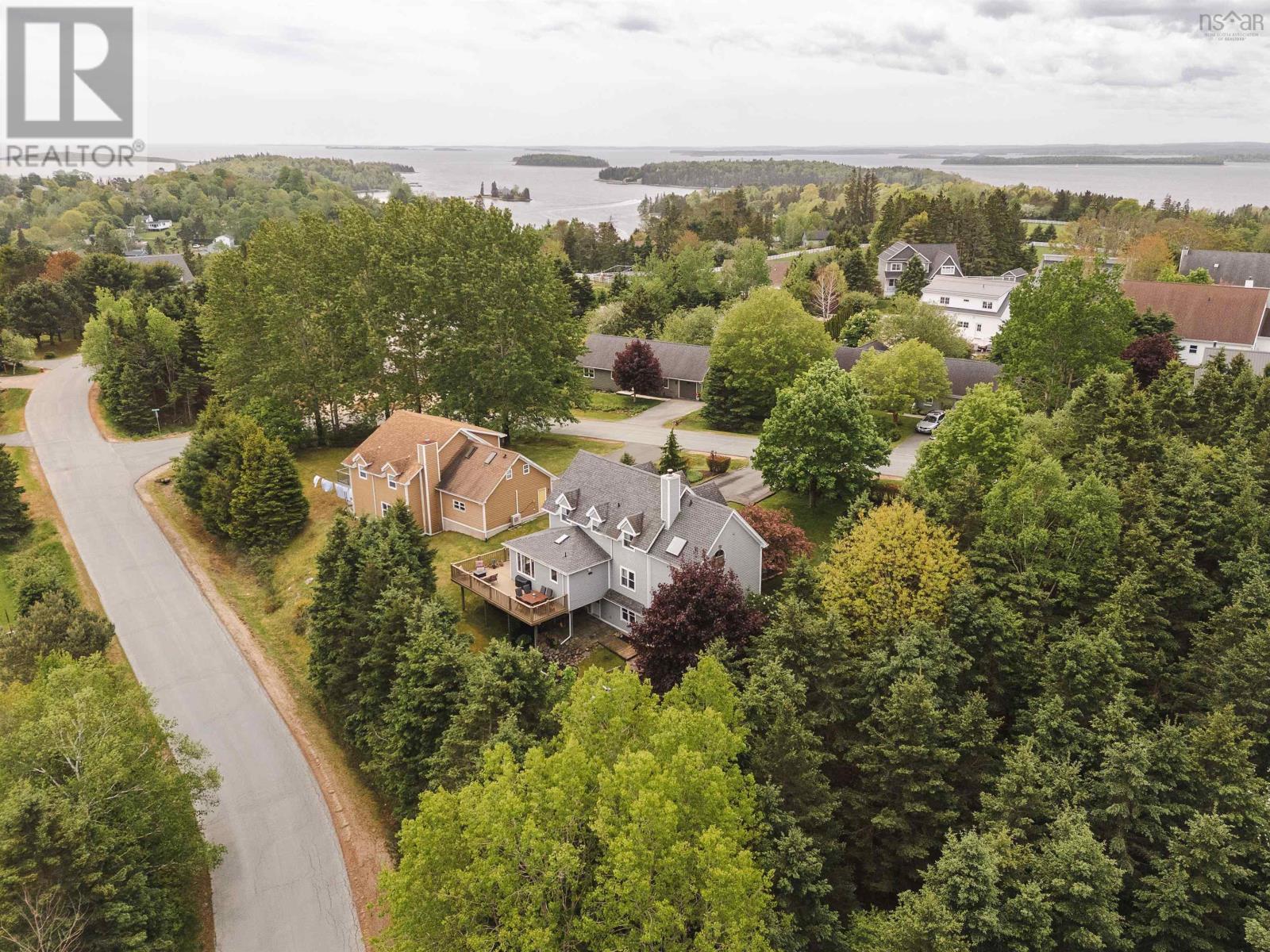 10 Westwind Drive, Chester, Nova Scotia  B0J 1J0 - Photo 46 - 202513393