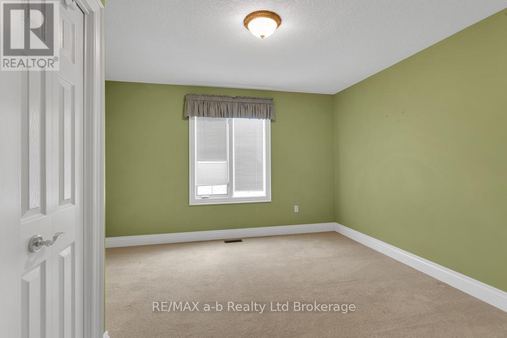 Lorem Ipsum Dolor S, Tillsonburg, Ontario  N4G  - Photo 28 - DEMO28637110