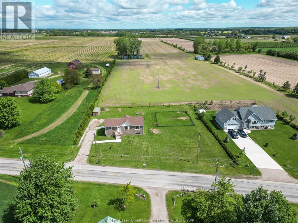 MLS# 25018491: 1584 GORE ROAD, Harrow, Canada